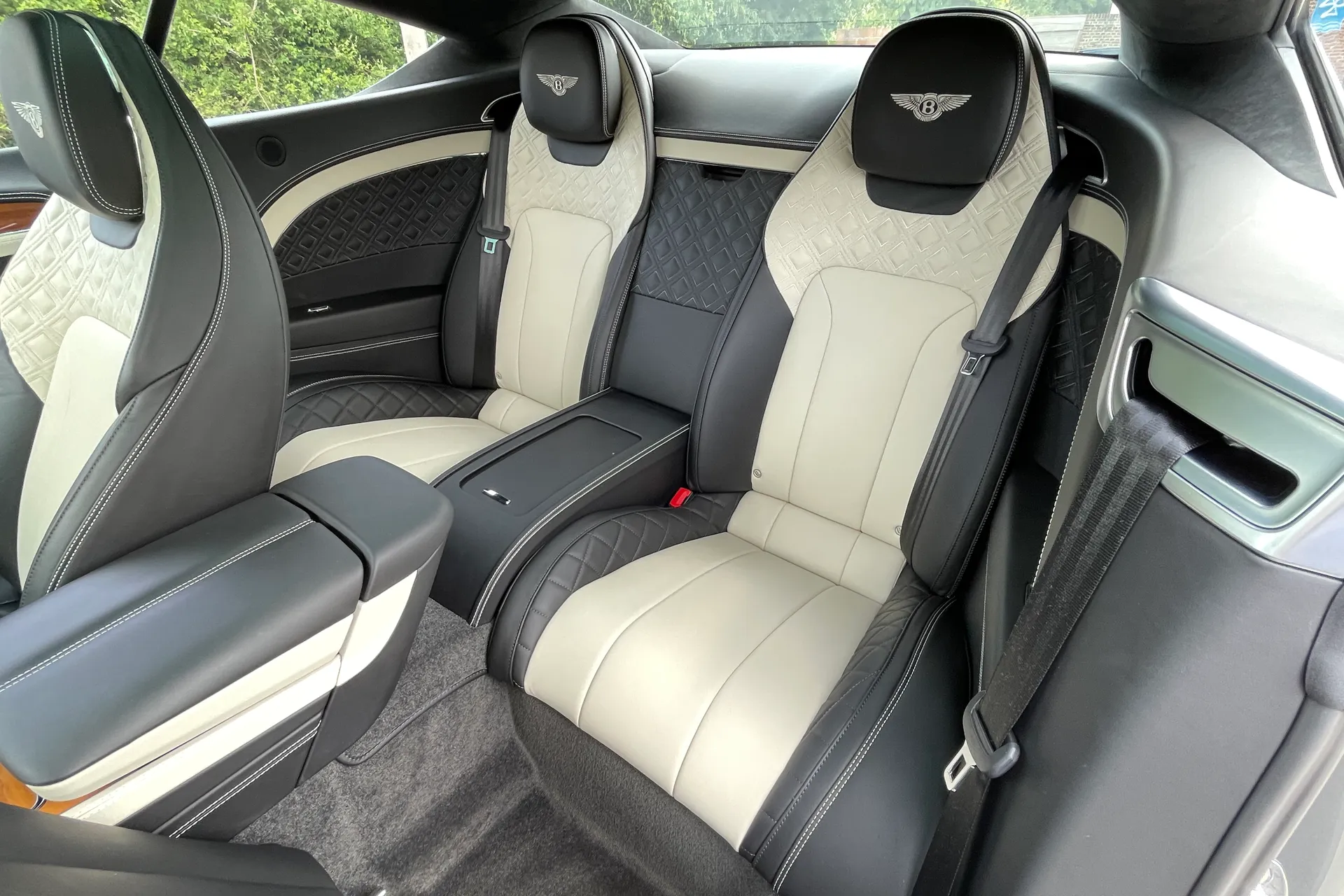 Bentley CONTINENTAL GT thumbnail image number 30