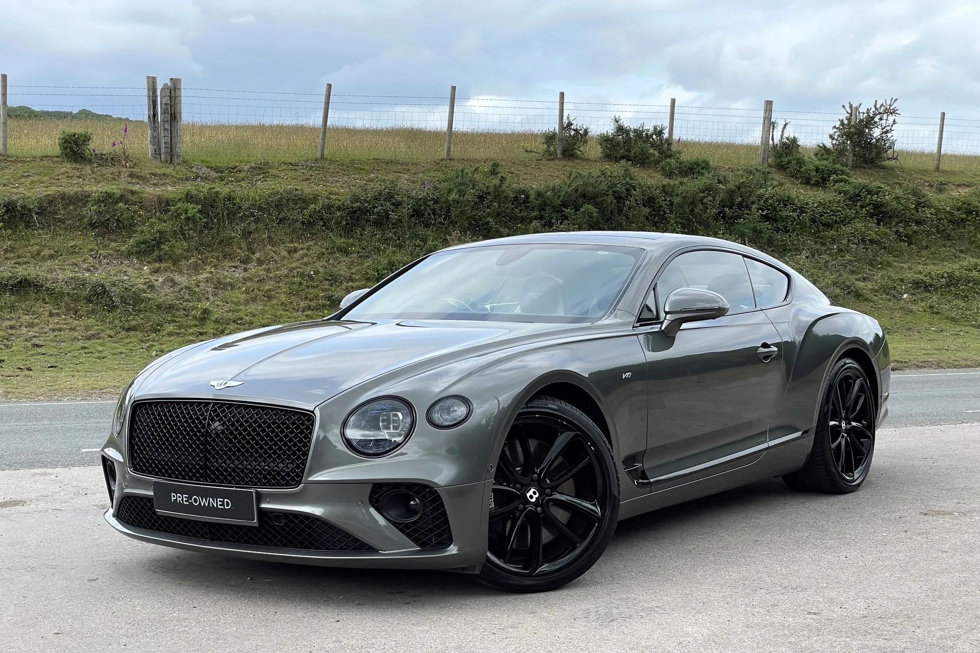 Bentley CONTINENTAL GT thumbnail image number 6