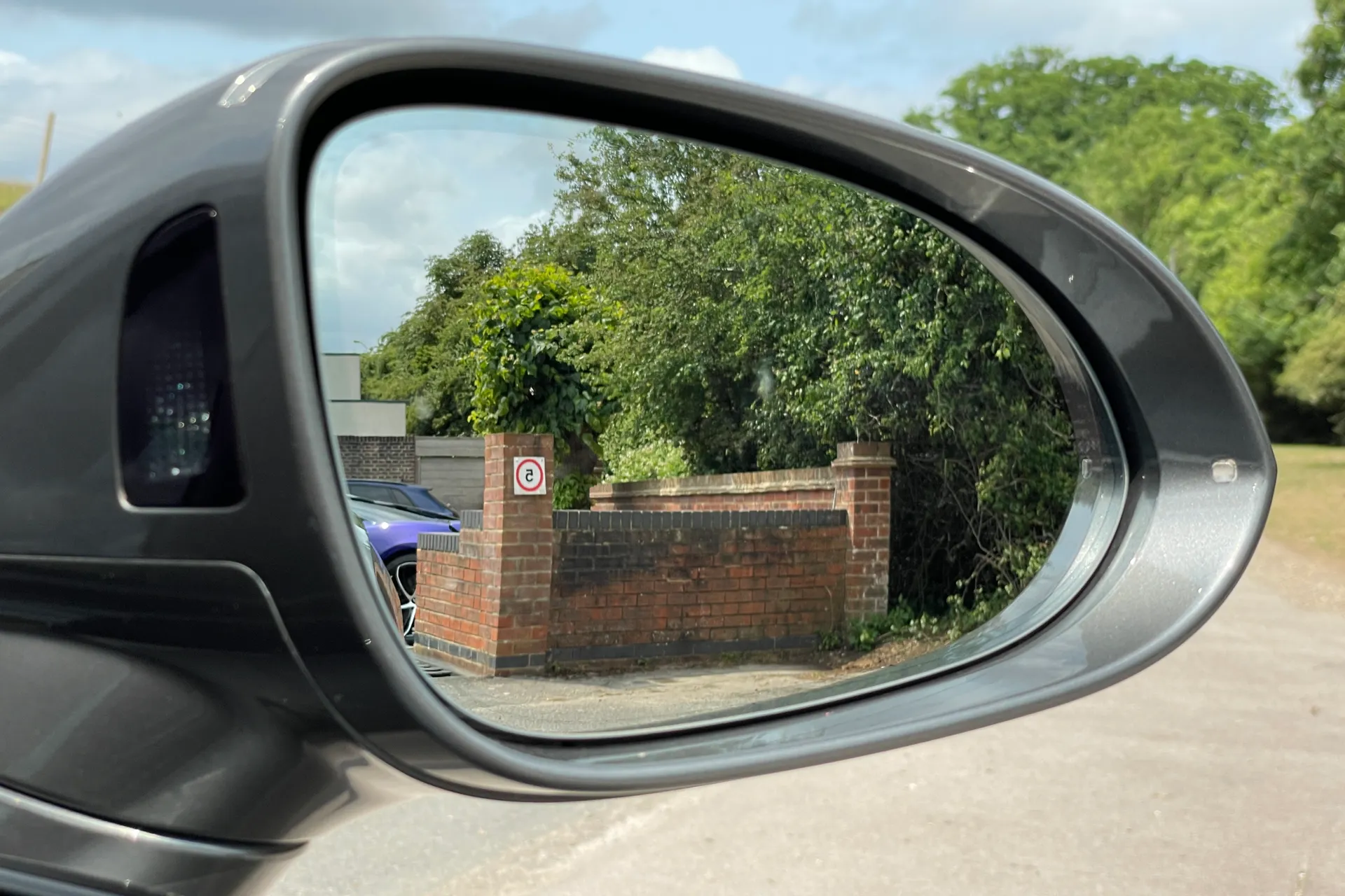 Bentley CONTINENTAL GT thumbnail image number 48