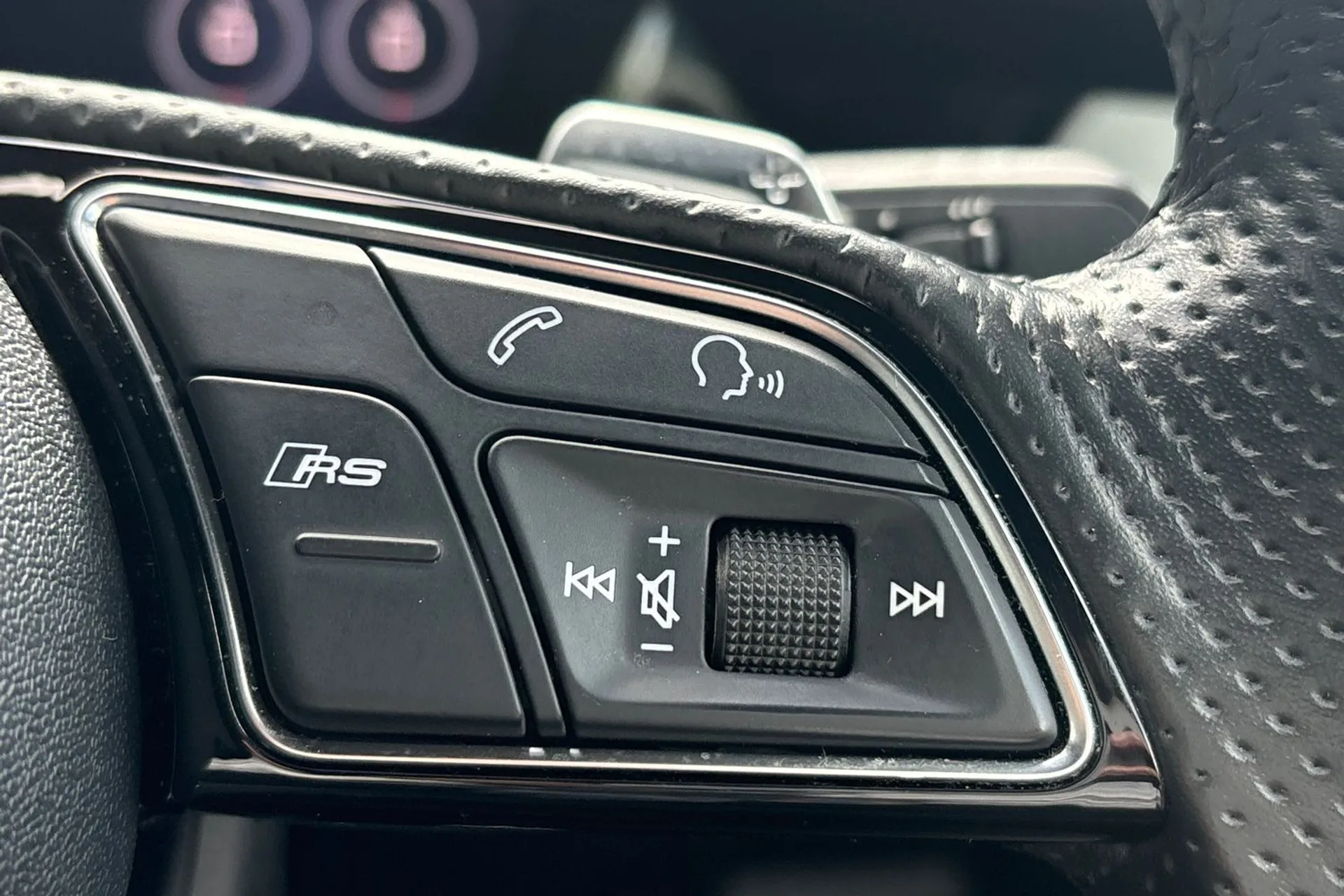Audi RS3 thumbnail image number 38