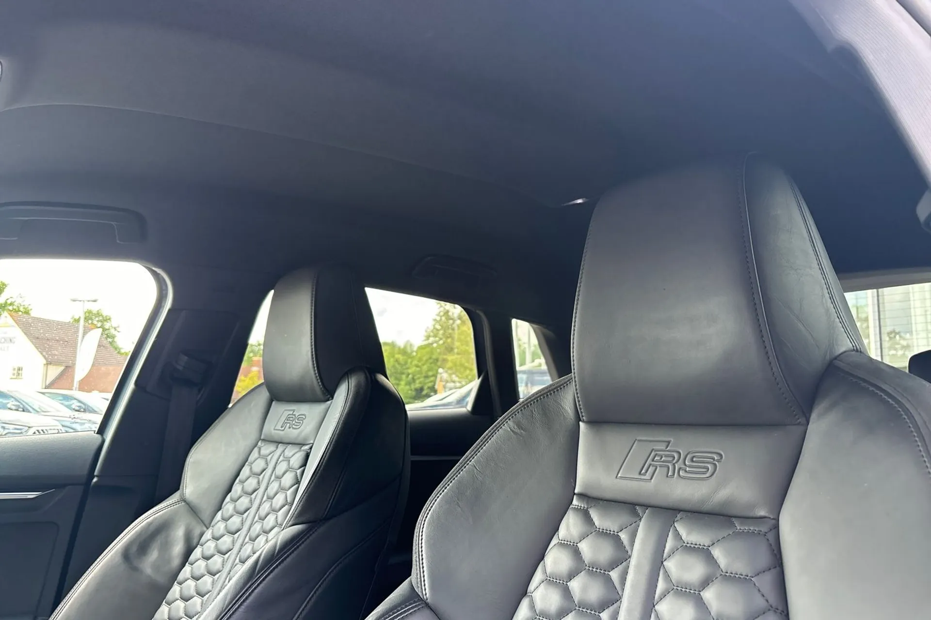 Audi RS3 thumbnail image number 29