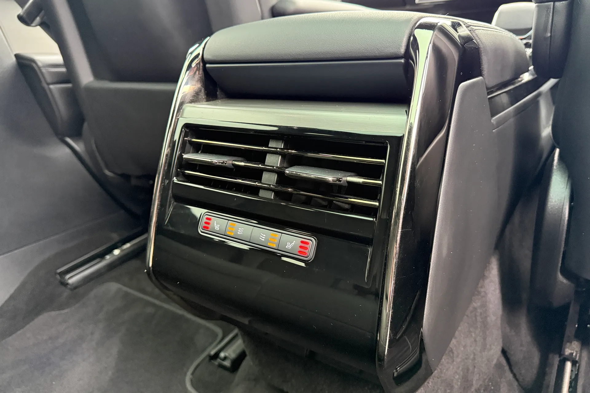 LAND ROVER RANGE ROVER SPORT thumbnail image number 50