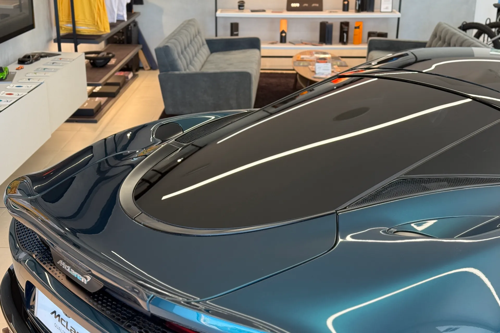 McLaren GT thumbnail image number 46