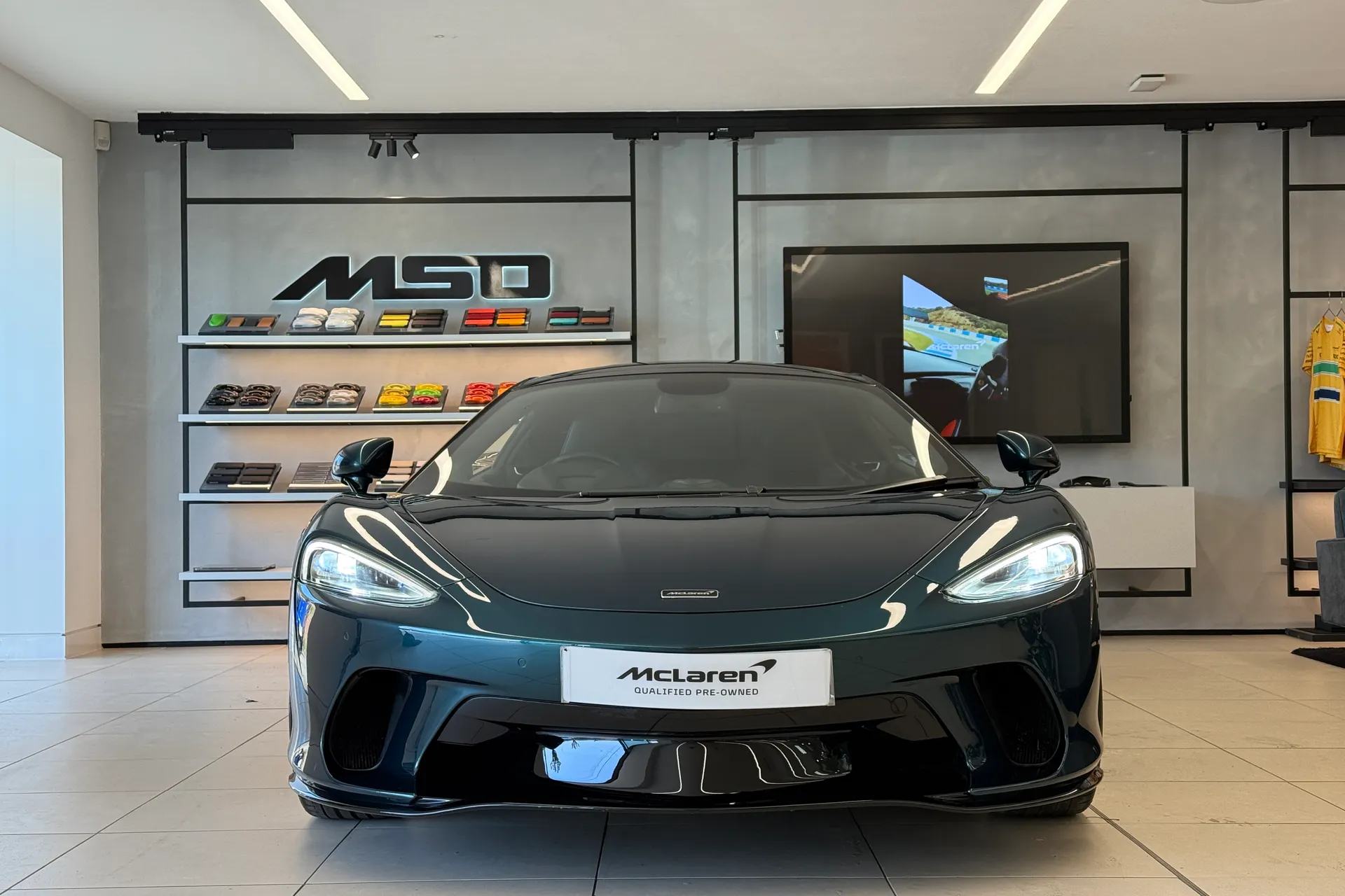 McLaren GT thumbnail image number 35