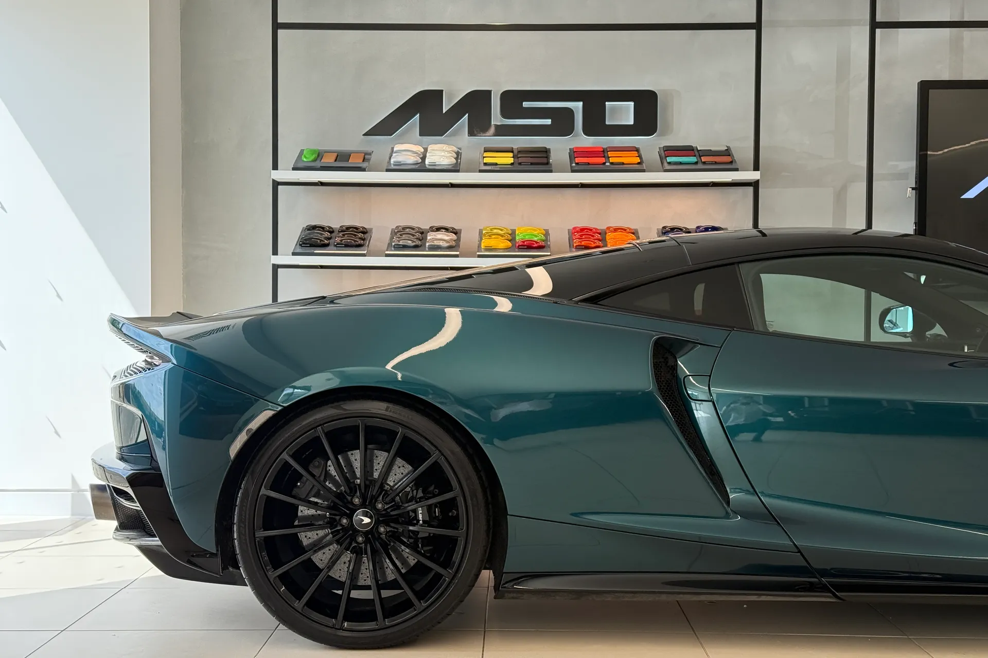 McLaren GT thumbnail image number 39