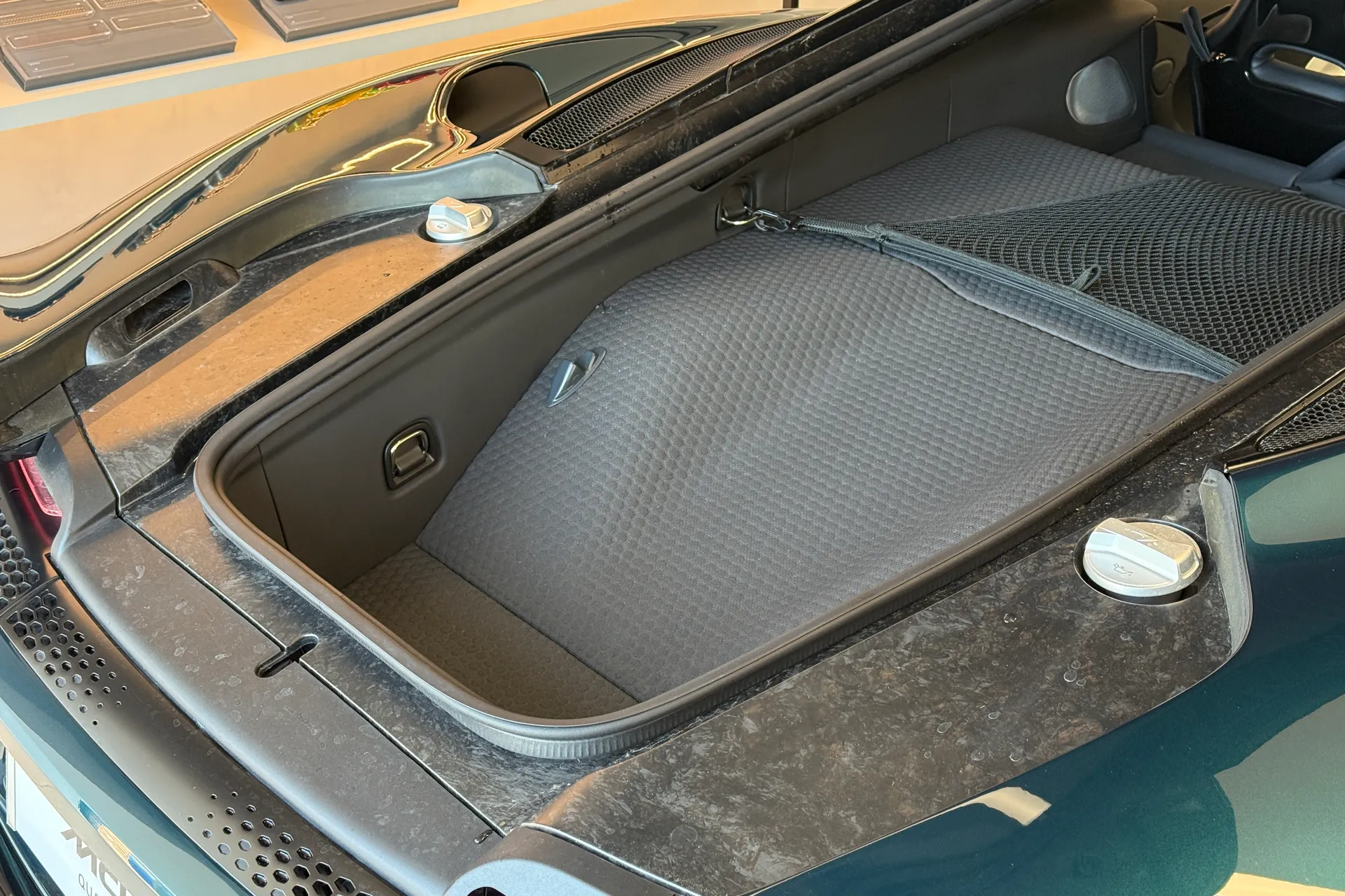 McLaren GT thumbnail image number 31