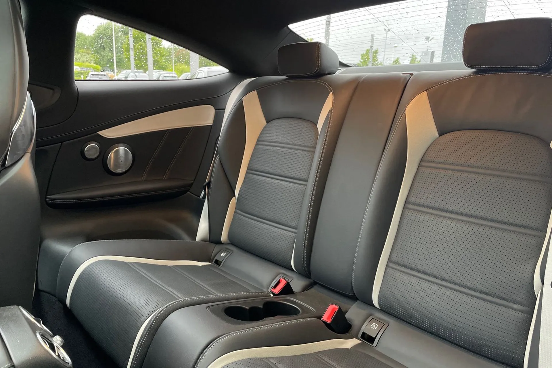 MERCEDES-BENZ C CLASS thumbnail image number 30