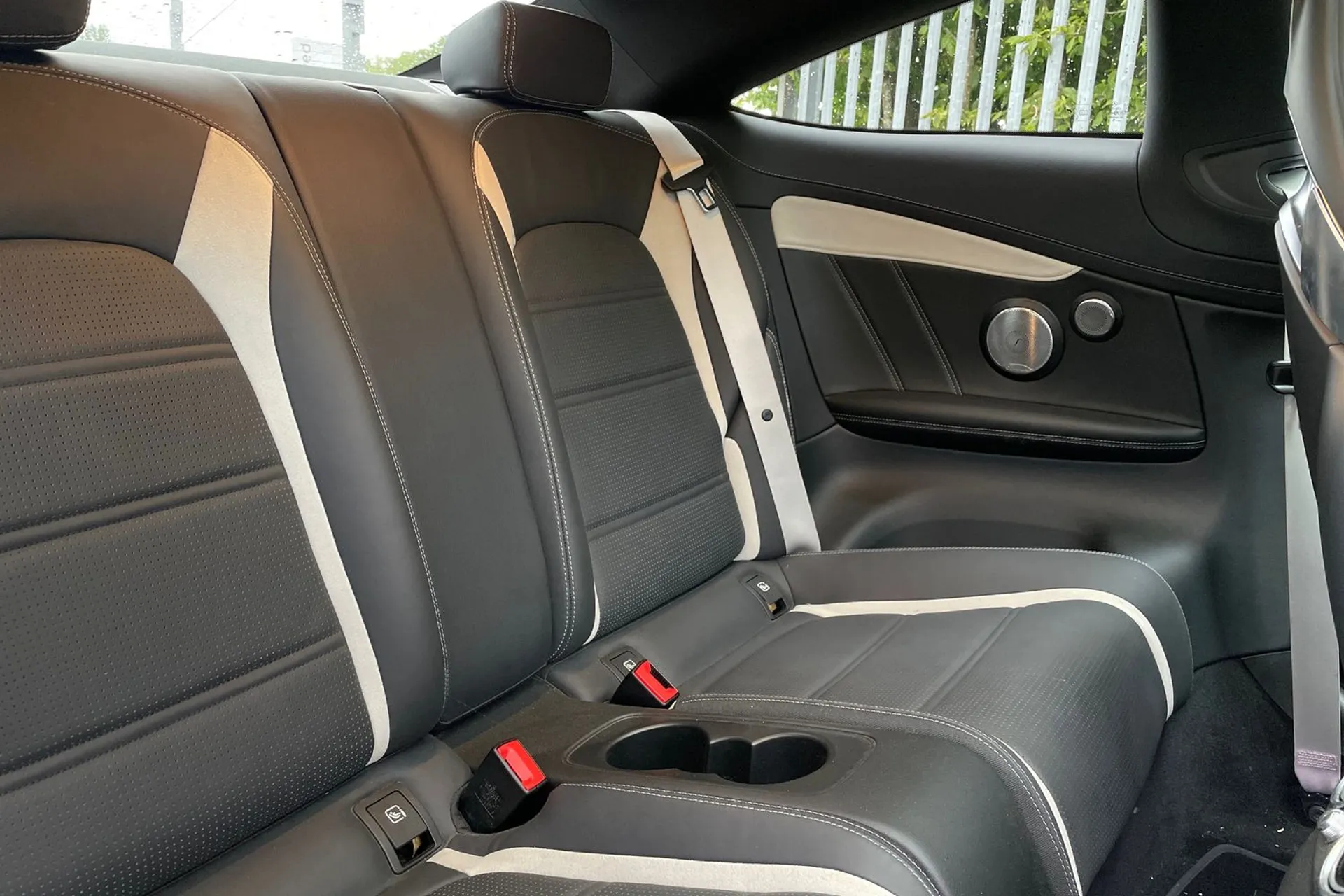 MERCEDES-BENZ C CLASS thumbnail image number 23