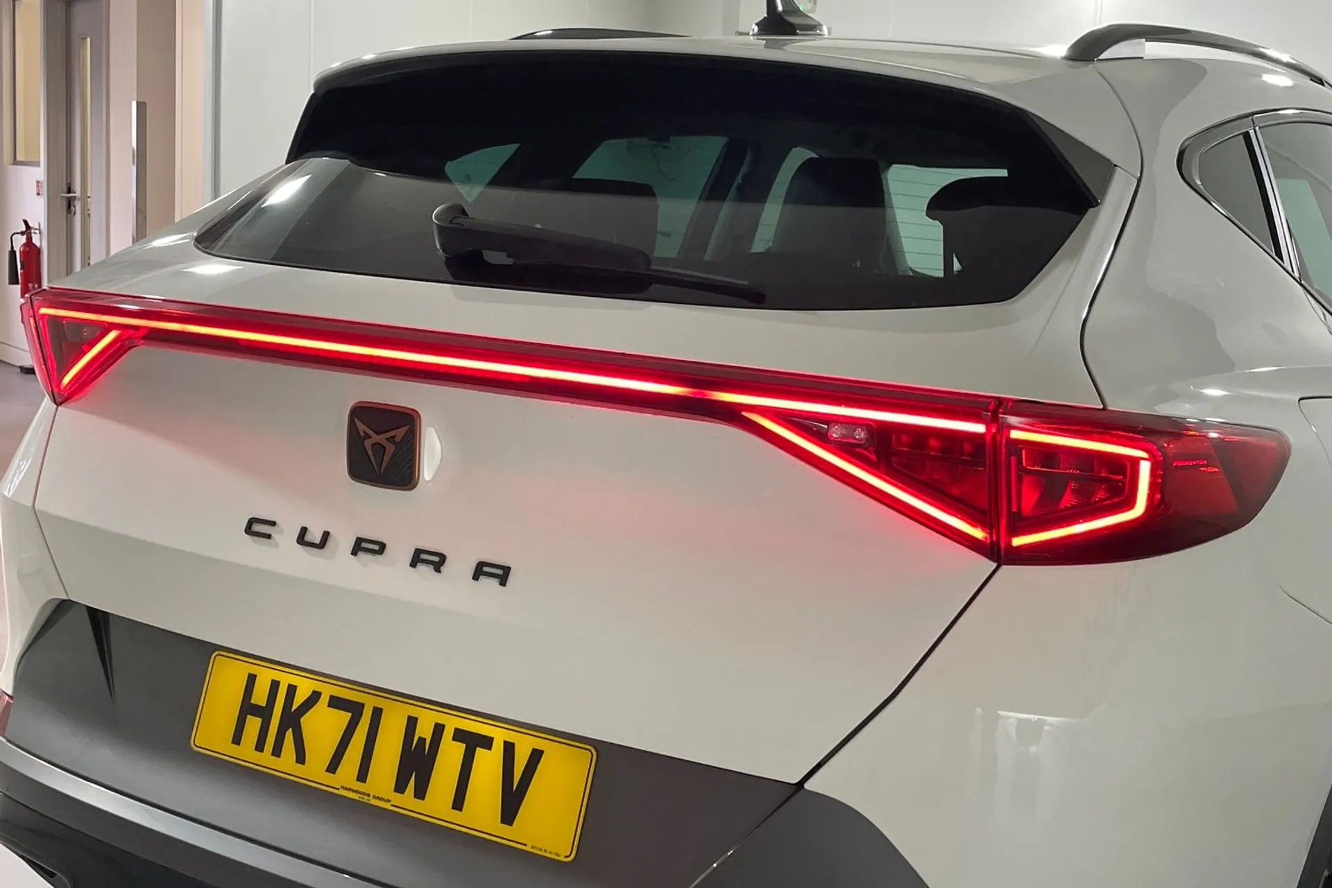 CUPRA FORMENTOR thumbnail image number 16