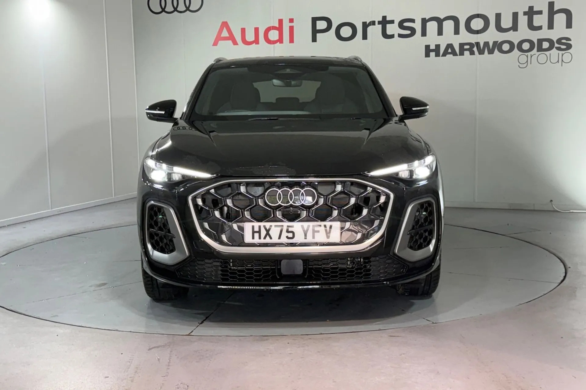 Audi Q5 thumbnail image number 6