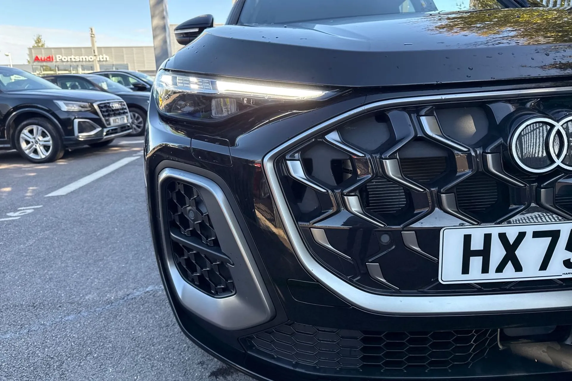 Audi Q5 thumbnail image number 22