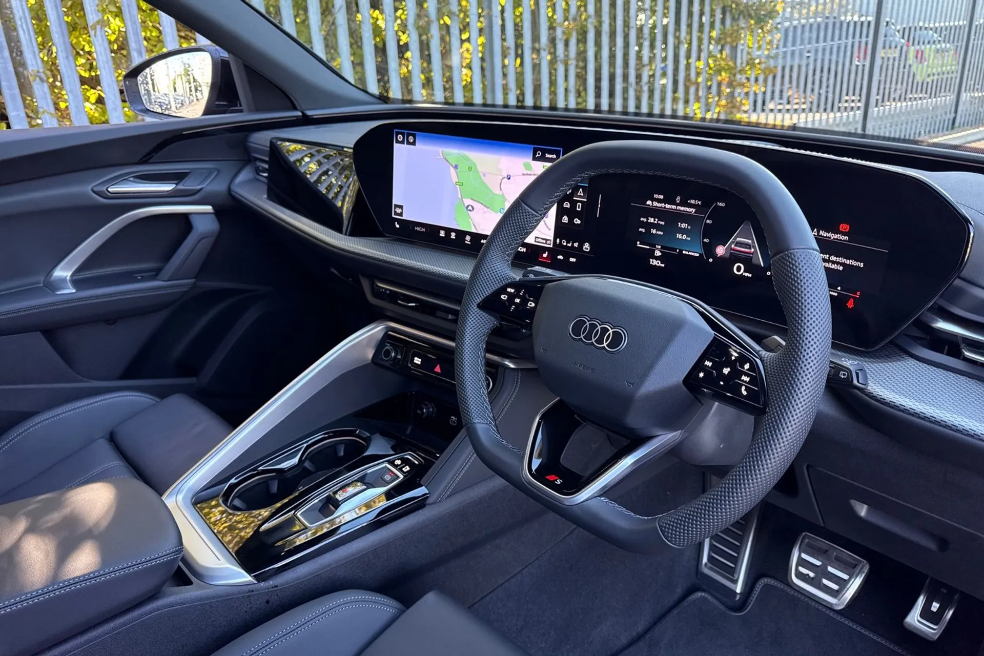 Audi Q5 thumbnail image number 24