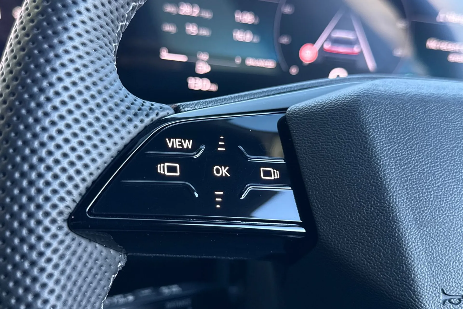 Audi Q5 thumbnail image number 39