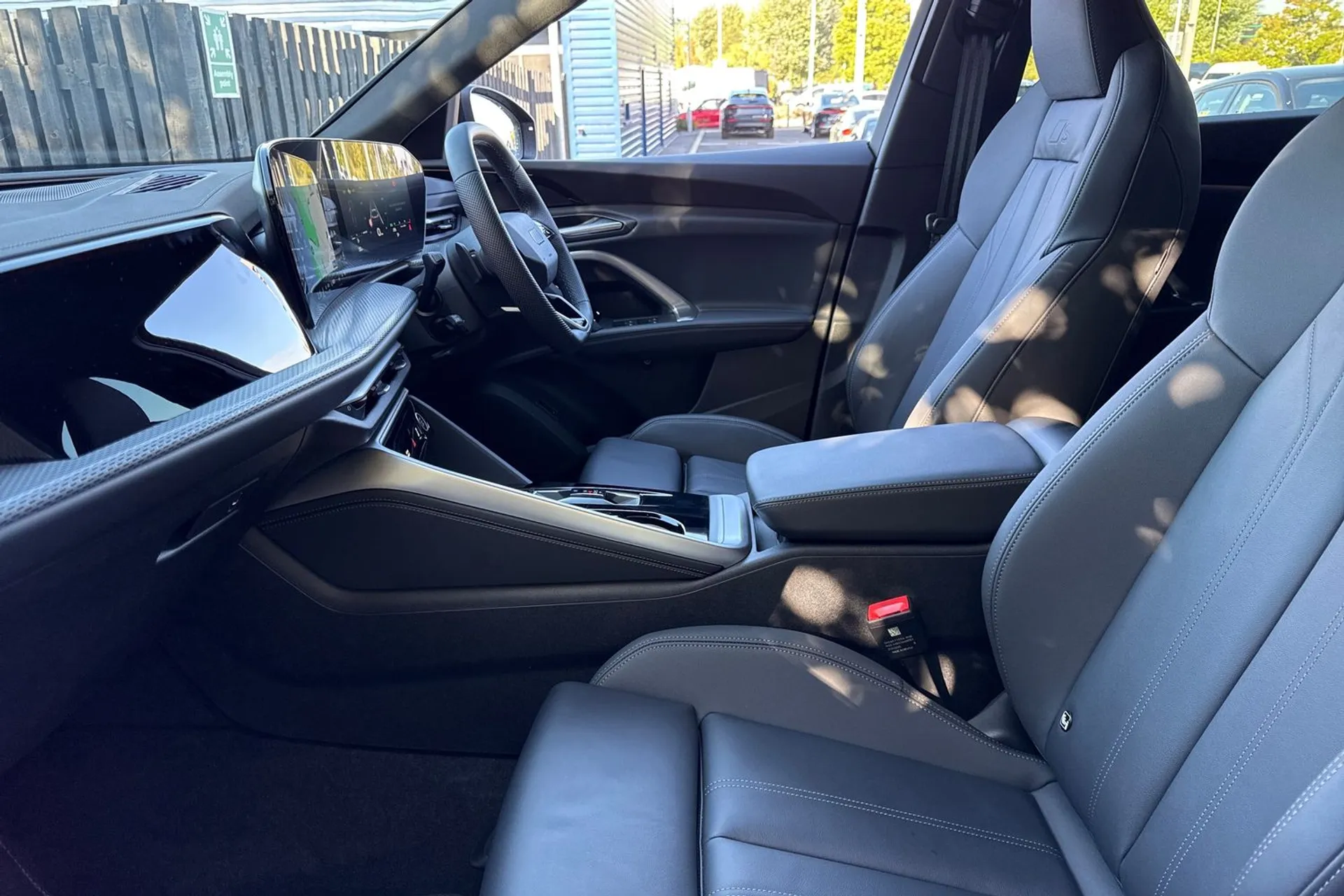 Audi Q5 thumbnail image number 27