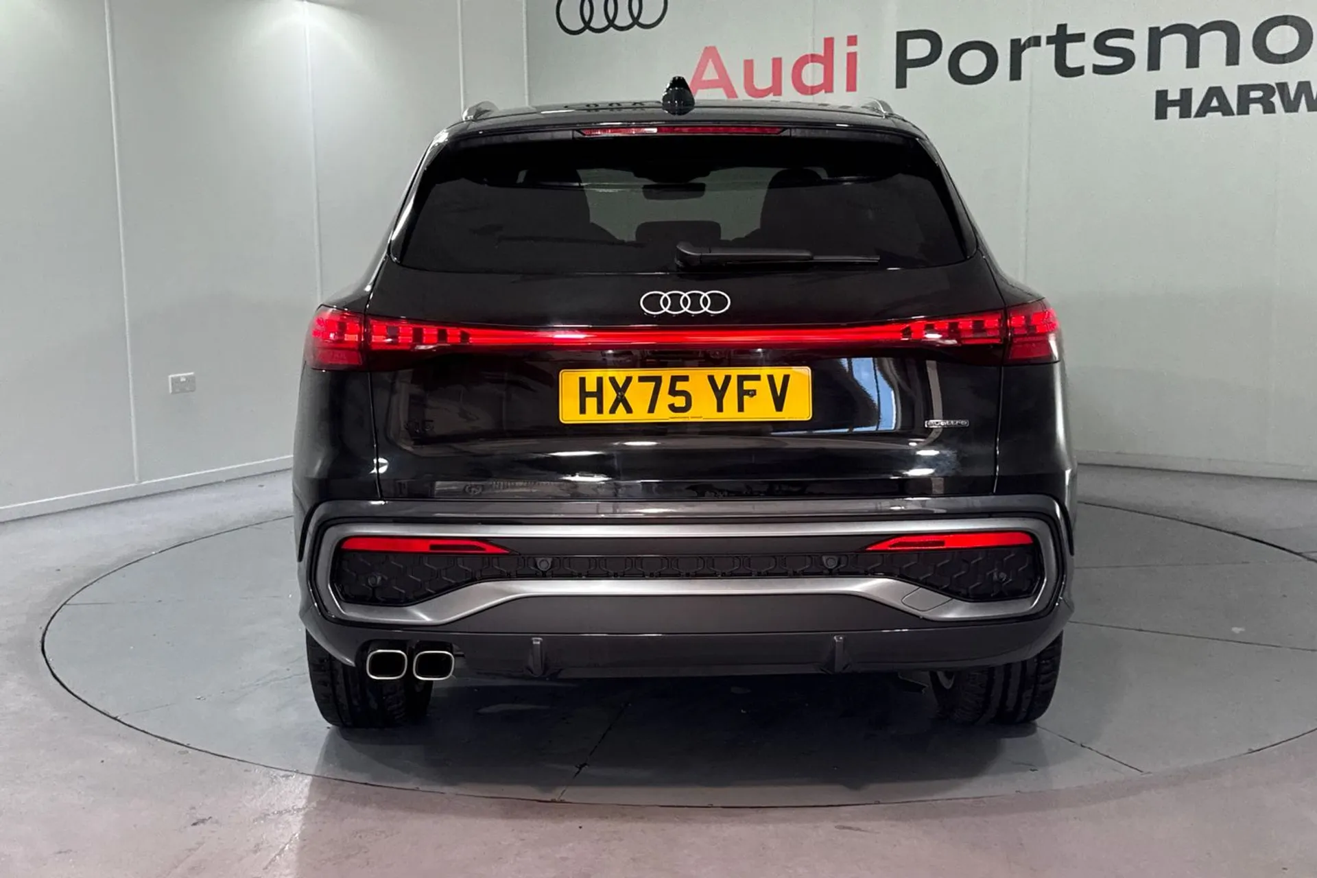 Audi Q5 thumbnail image number 8
