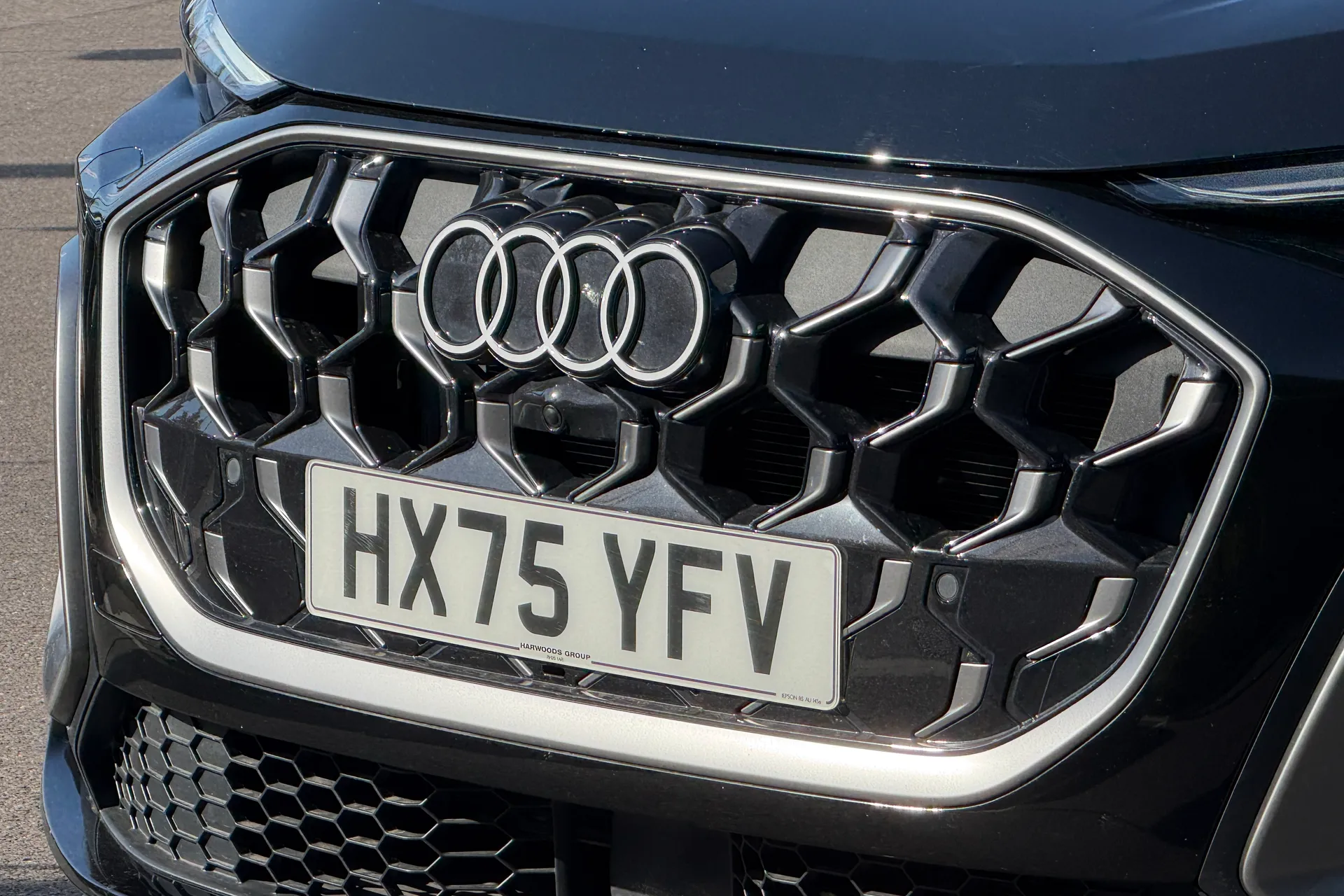 Audi Q5 thumbnail image number 12