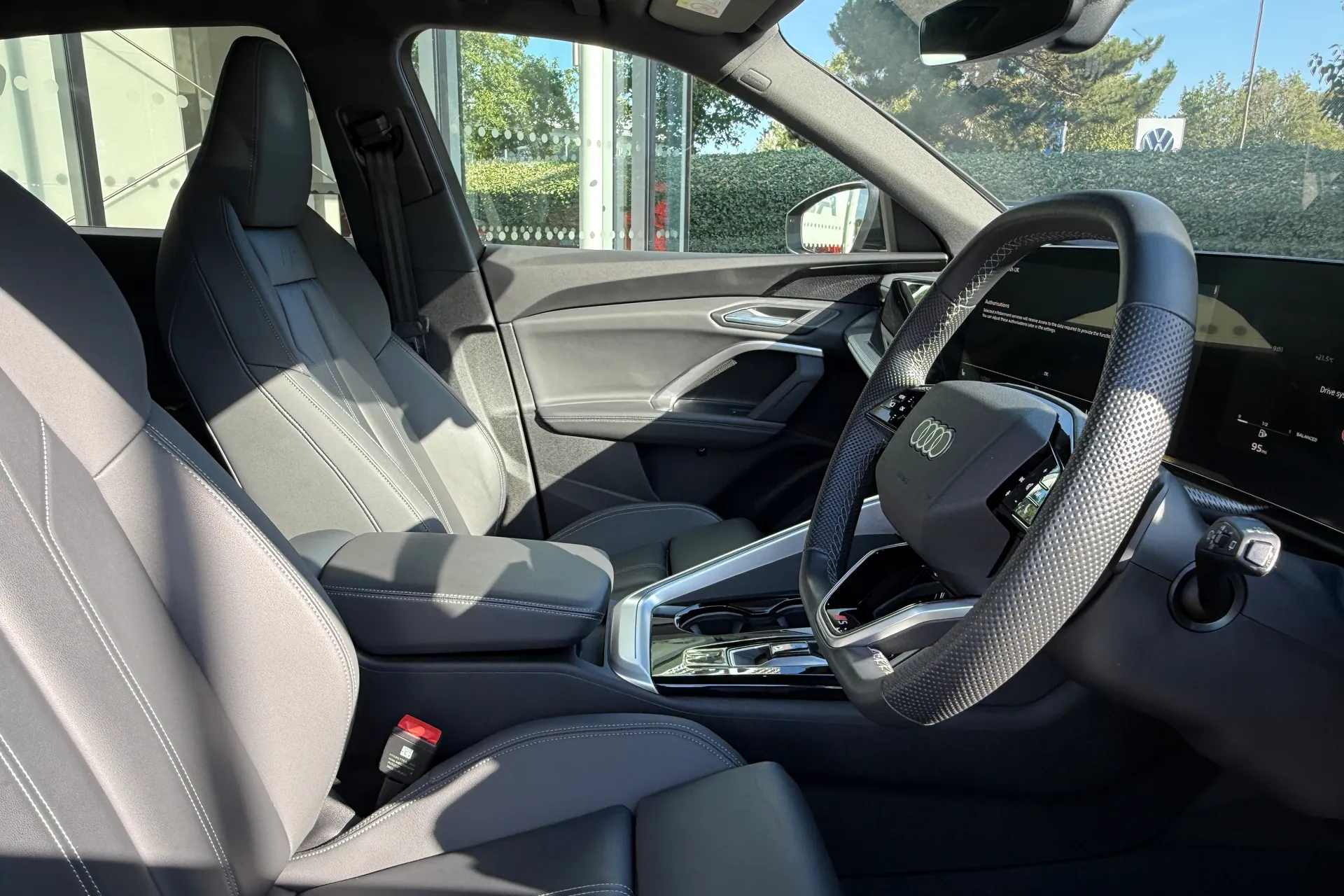 Audi Q5 thumbnail image number 51
