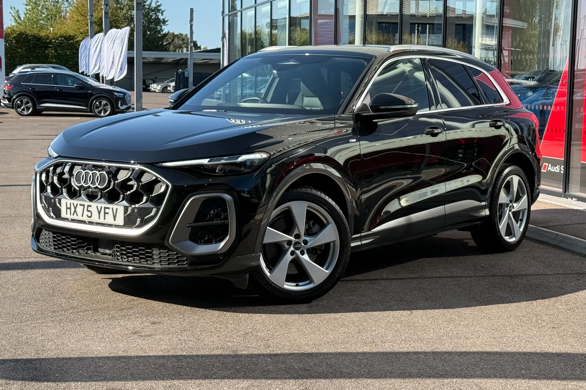 Audi Q5 thumbnail image number 8