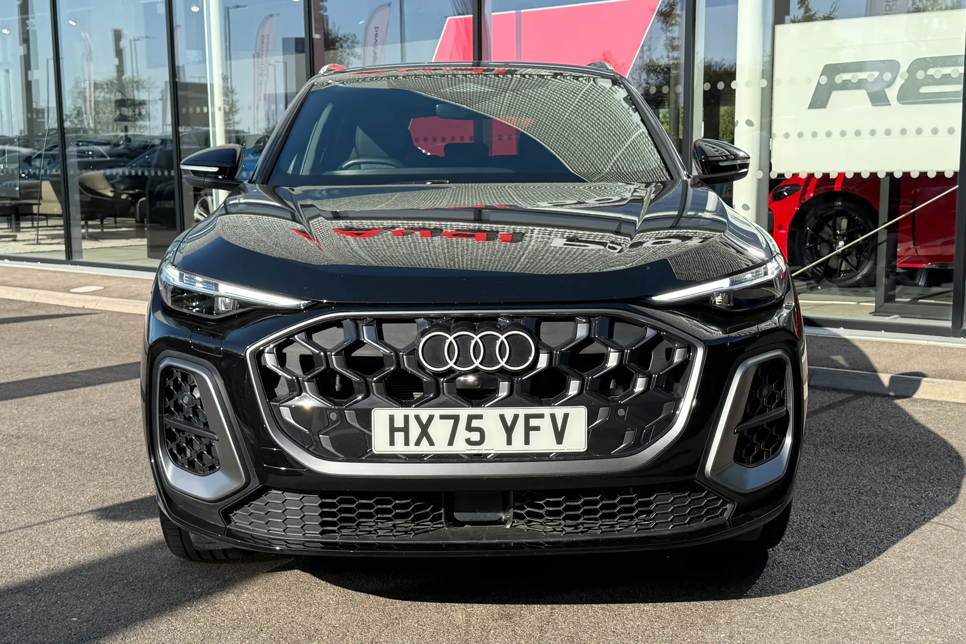 Audi Q5 thumbnail image number 6