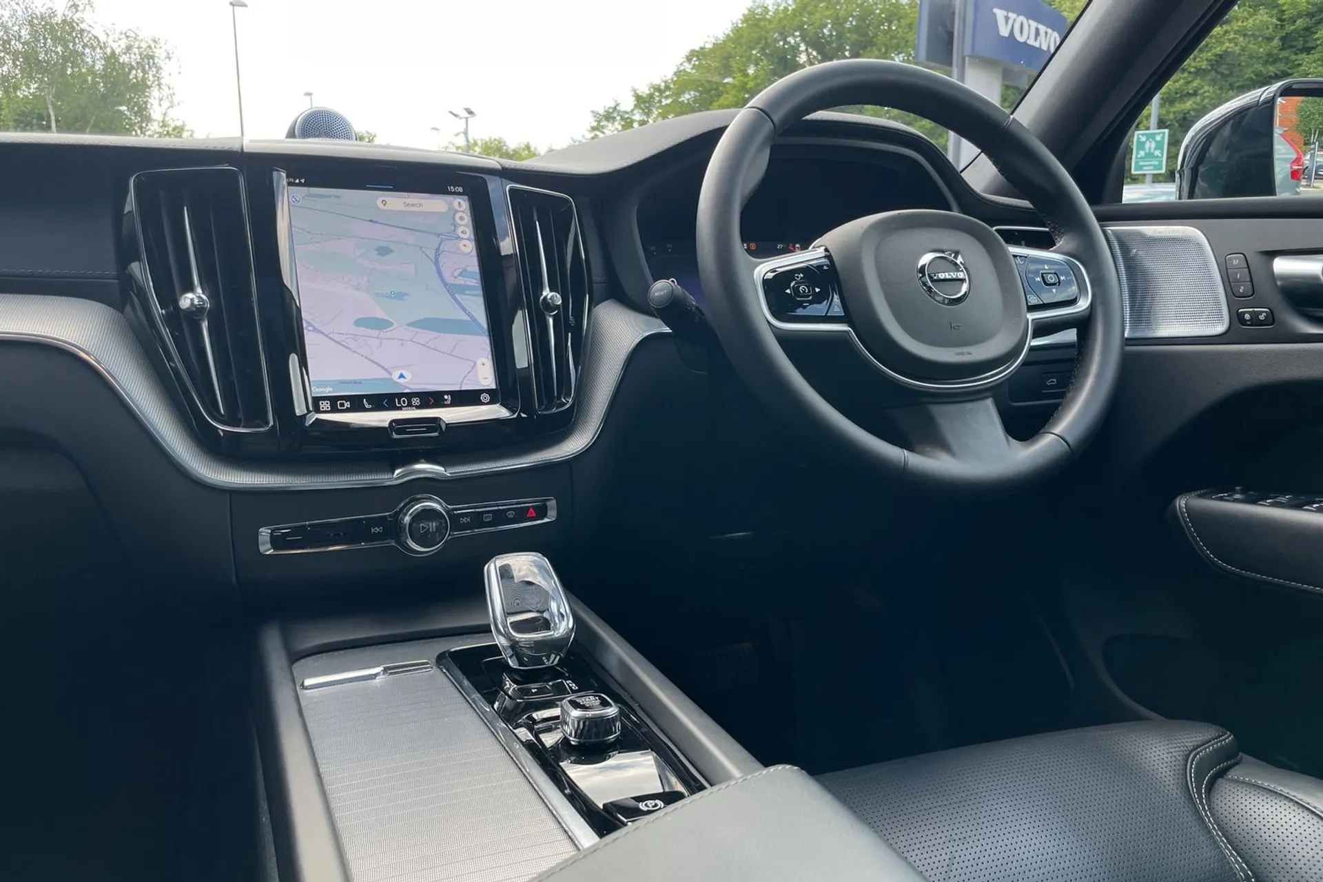 Volvo XC60 thumbnail image number 34