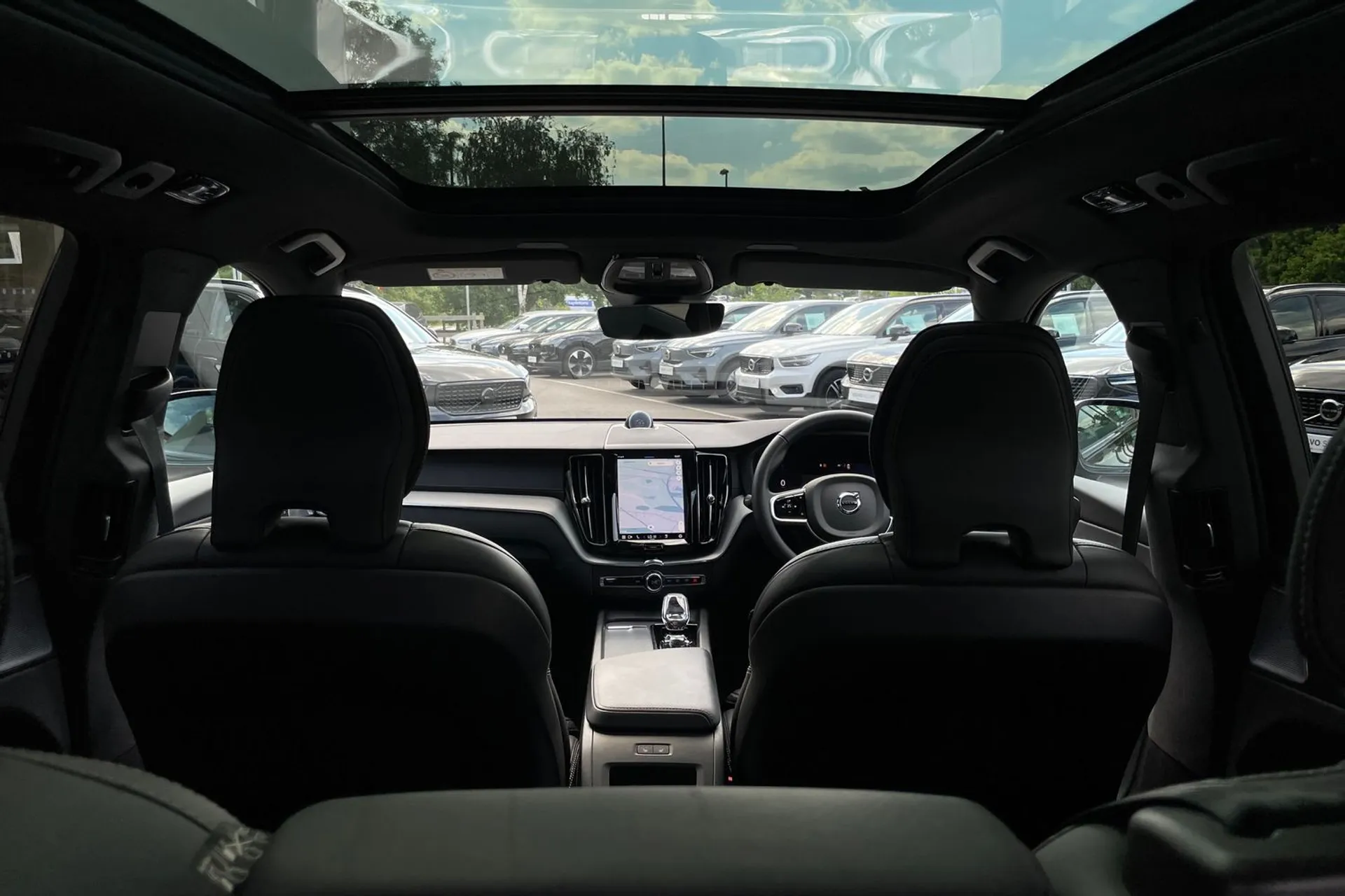 Volvo XC60 thumbnail image number 21
