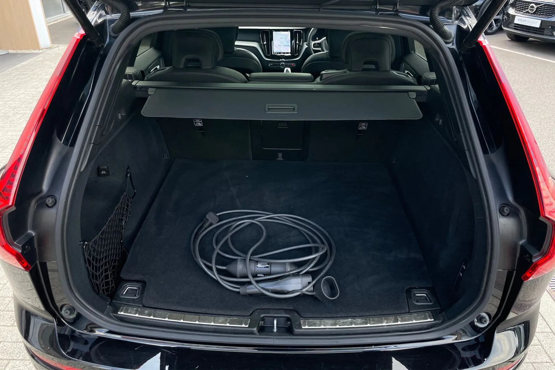 Volvo XC60 thumbnail image number 19
