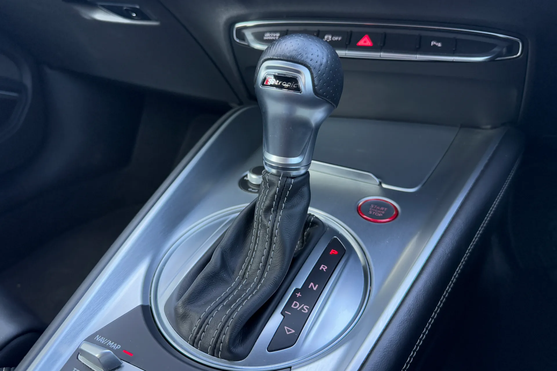 Audi TT thumbnail image number 28