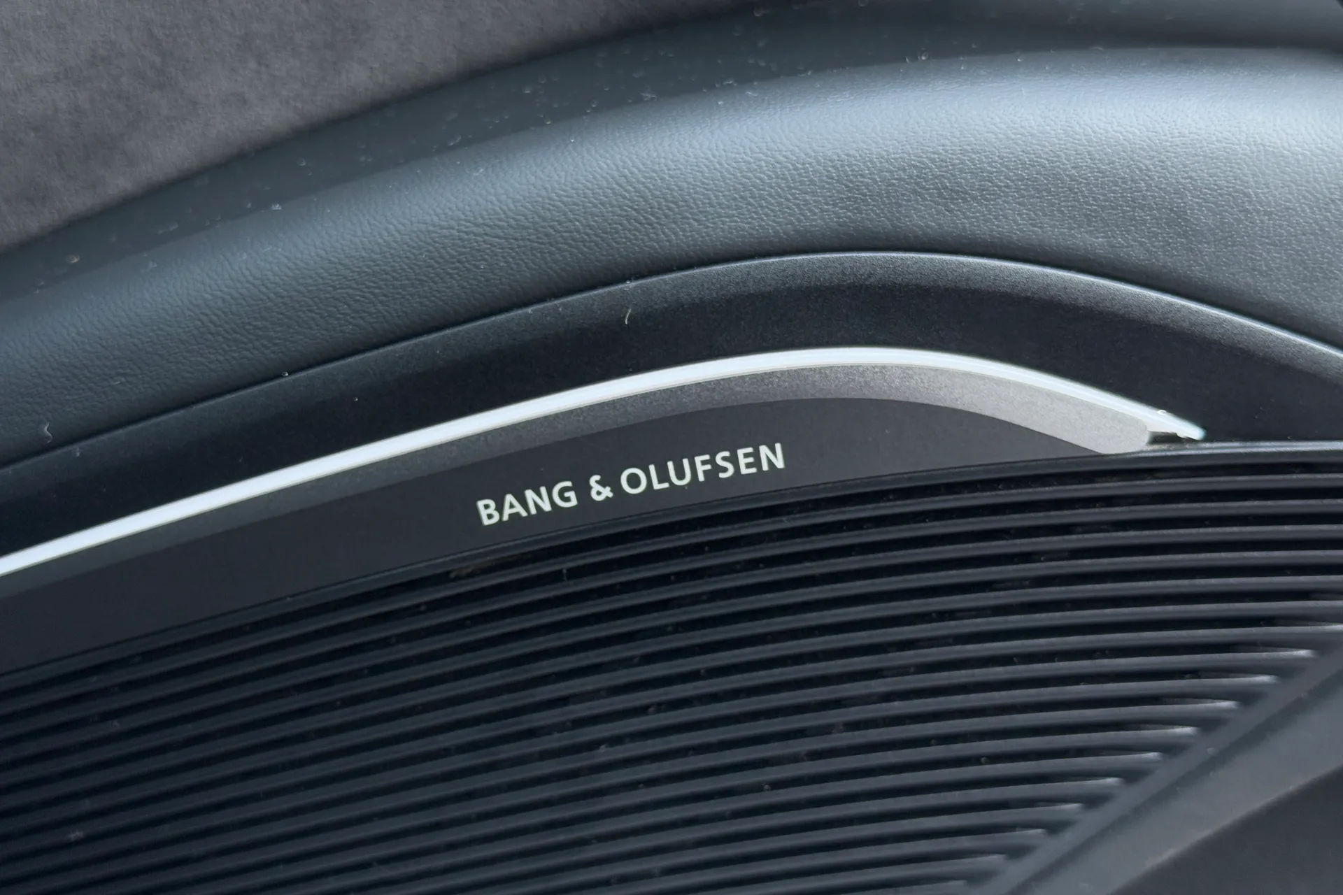 Audi TT thumbnail image number 8