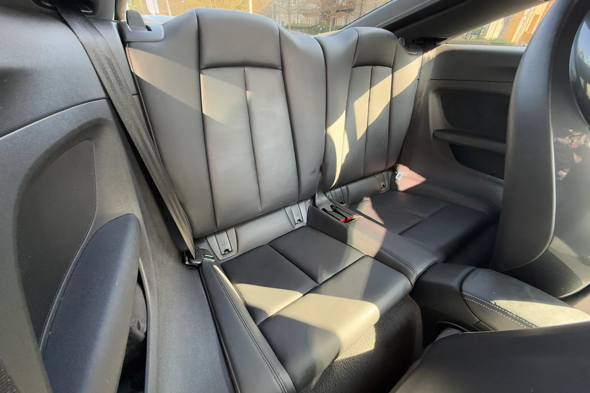 Audi TT thumbnail image number 39