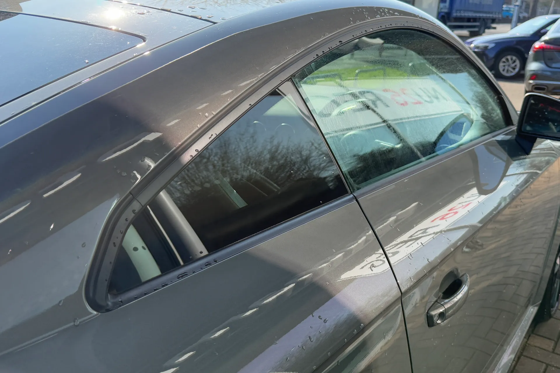 Audi TT thumbnail image number 42