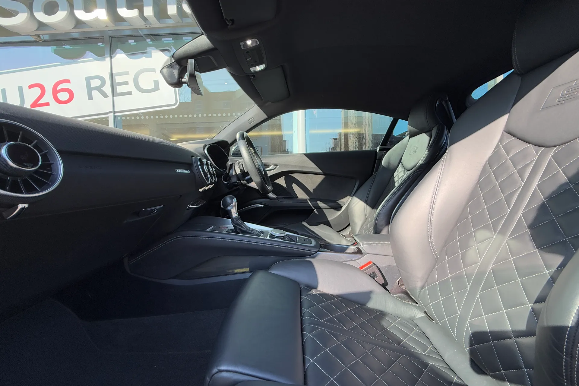 Audi TT thumbnail image number 55