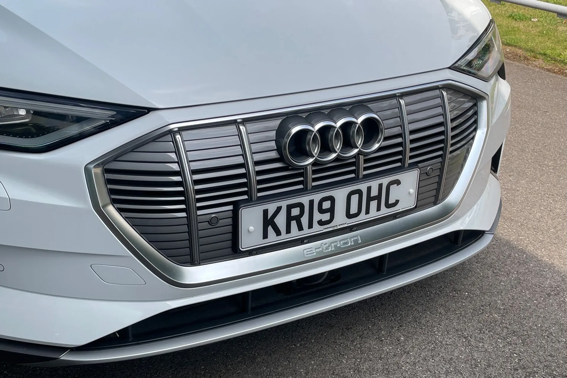 Audi e-tron thumbnail image number 54