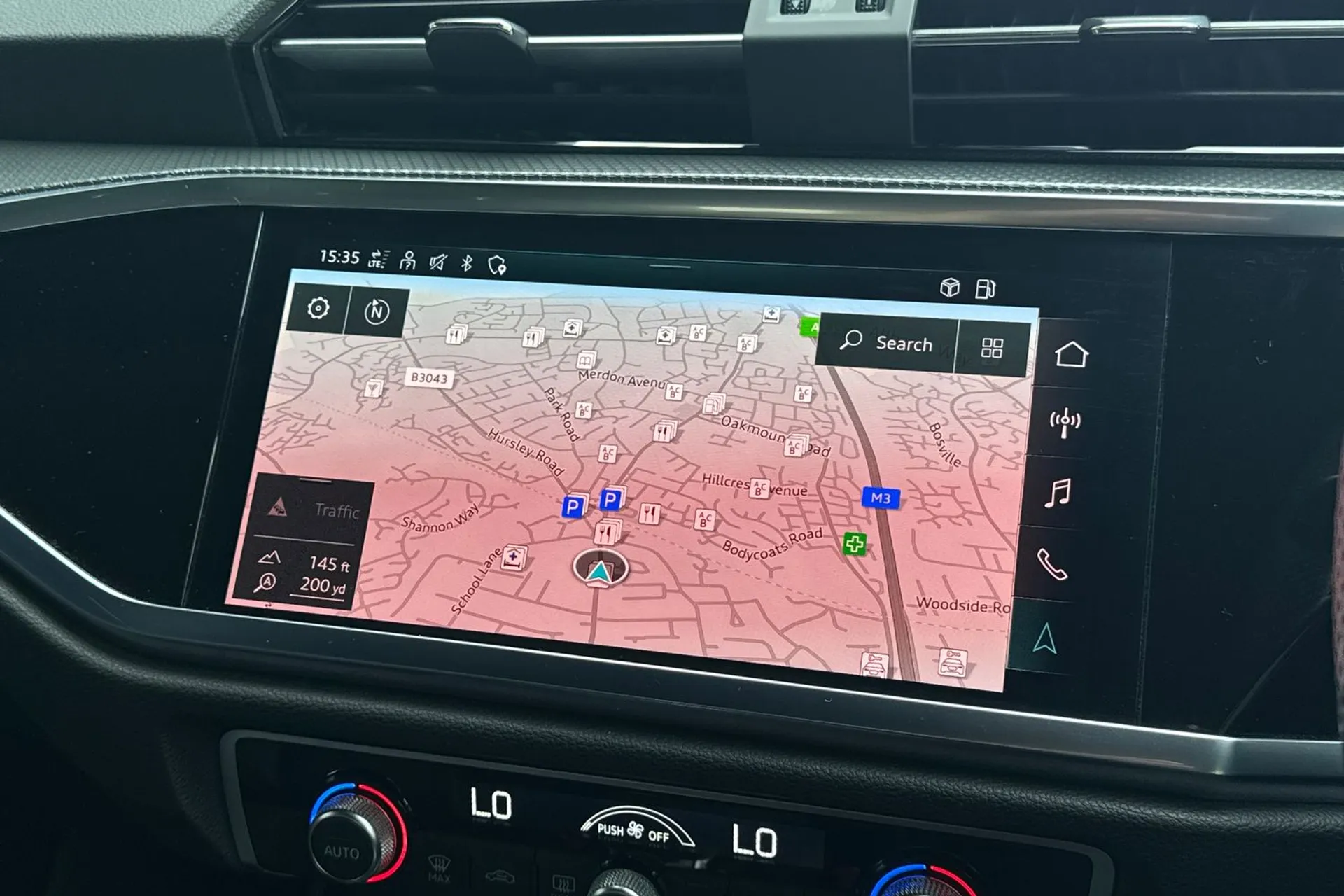 Audi Q3 thumbnail image number 4