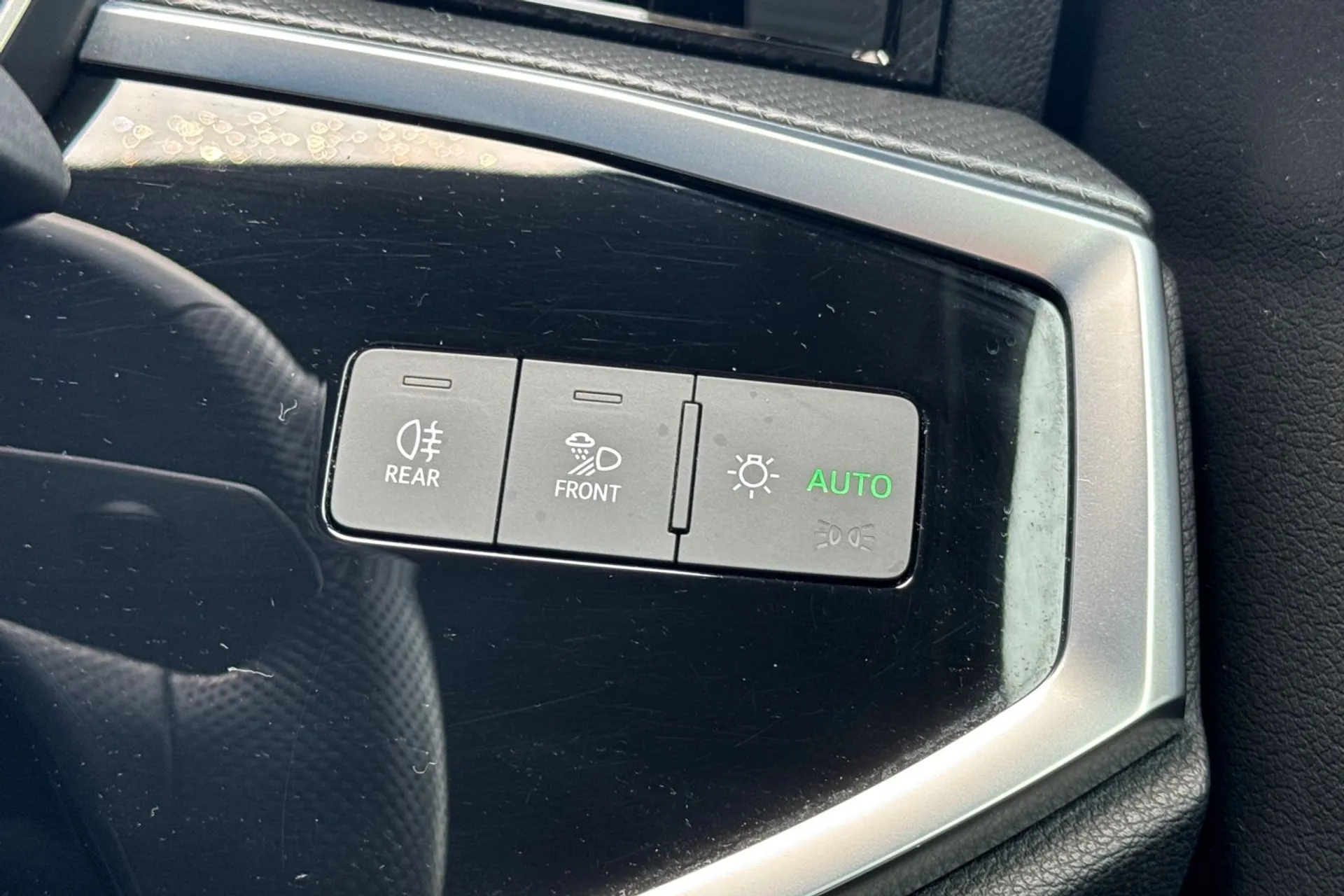 Audi Q3 thumbnail image number 55
