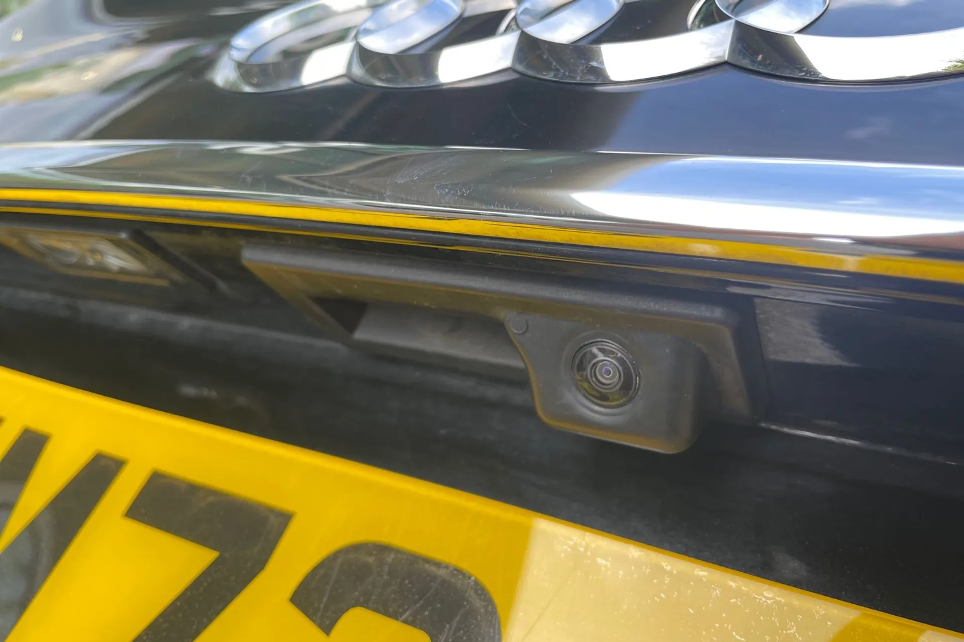 Audi A4 thumbnail image number 19
