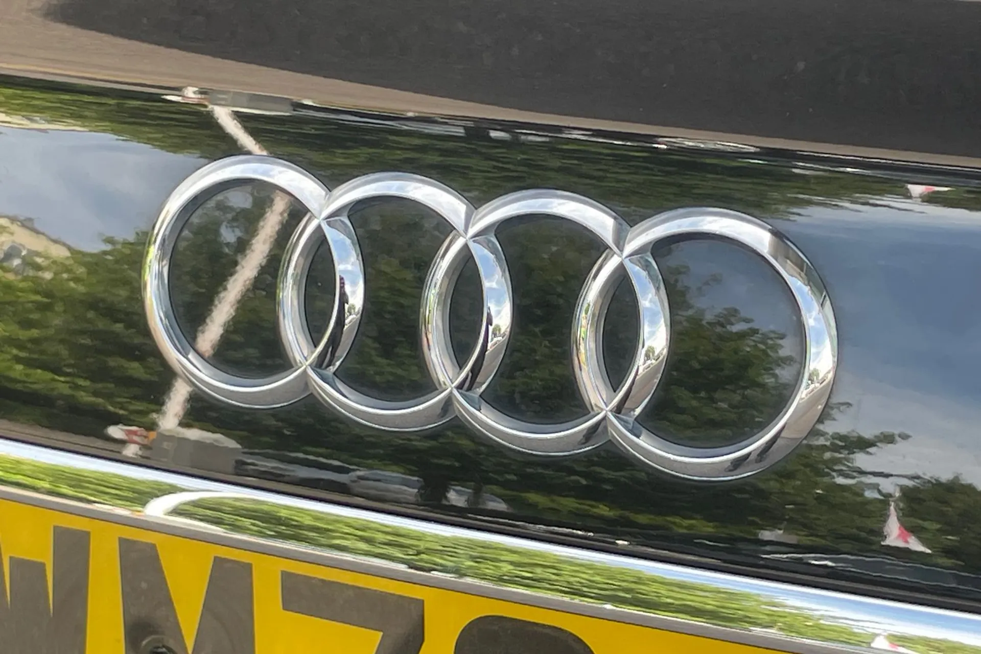 Audi A4 thumbnail image number 49