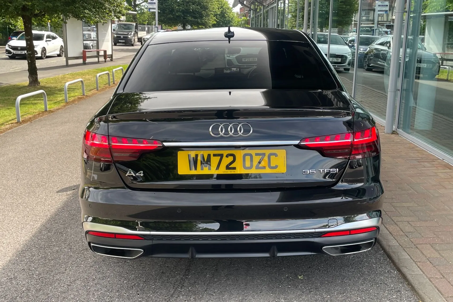Audi A4 thumbnail image number 6