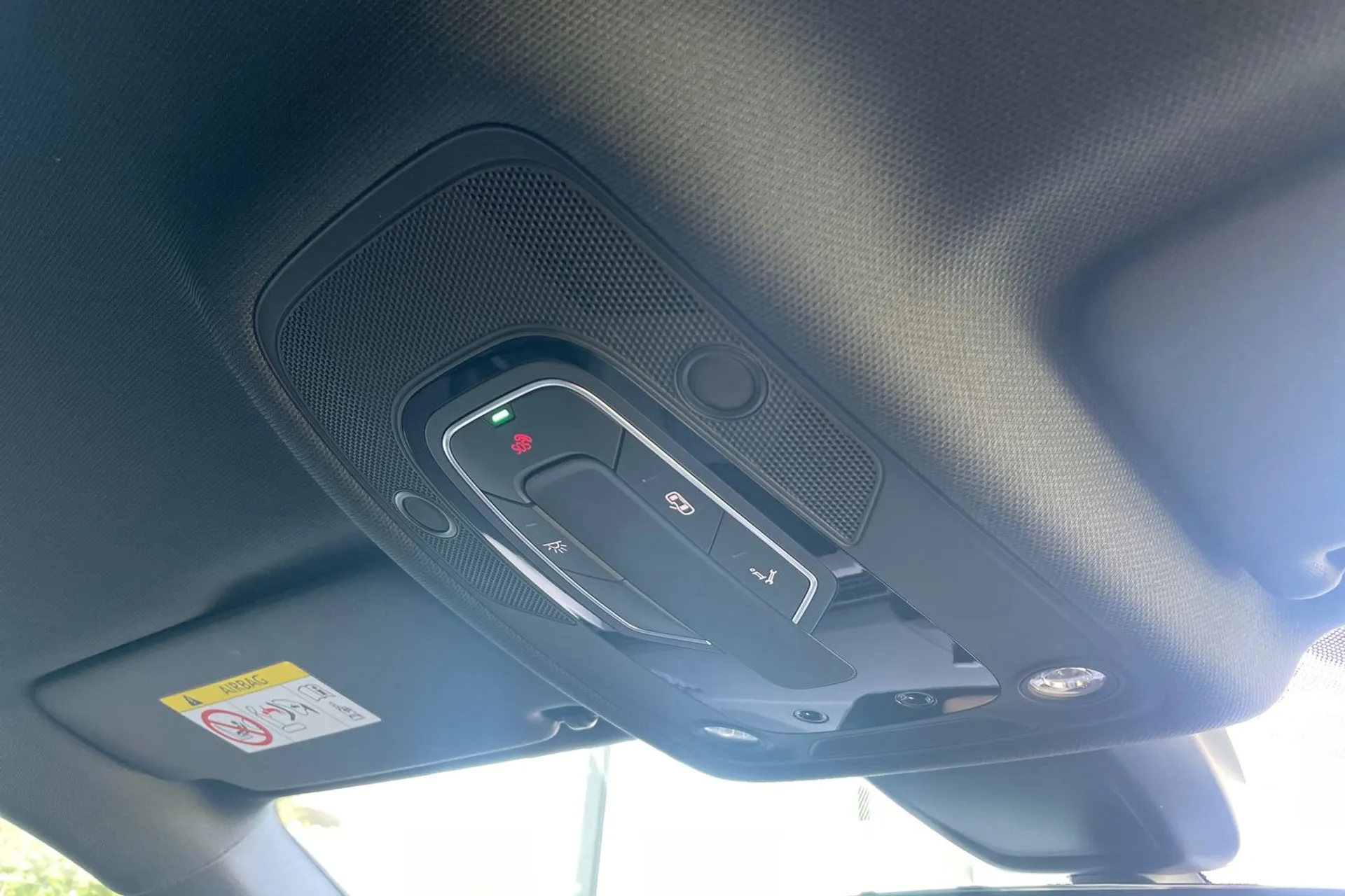 Audi A4 thumbnail image number 41