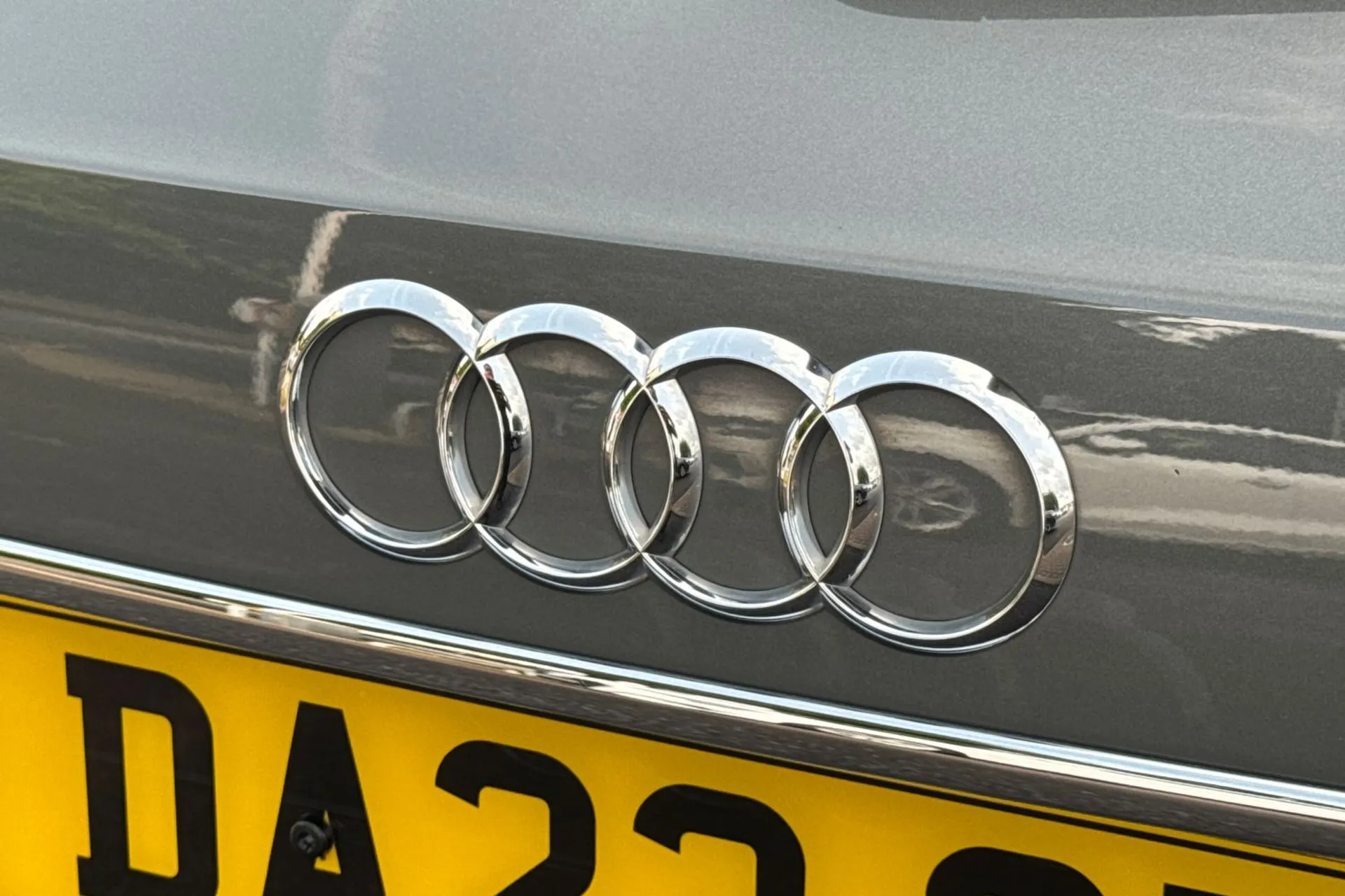 Audi A4 thumbnail image number 49