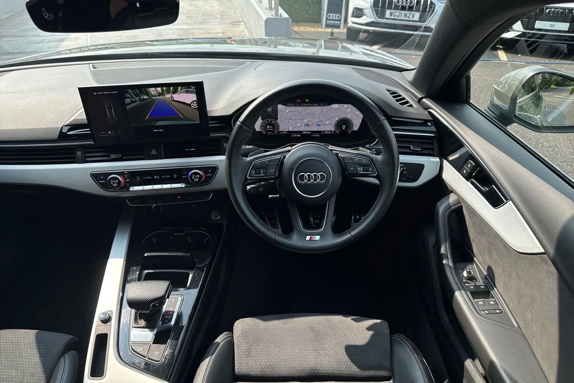 Audi A4 thumbnail image number 33