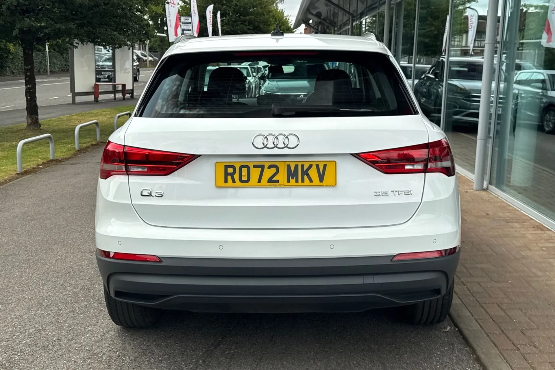 Audi Q3 thumbnail image number 6