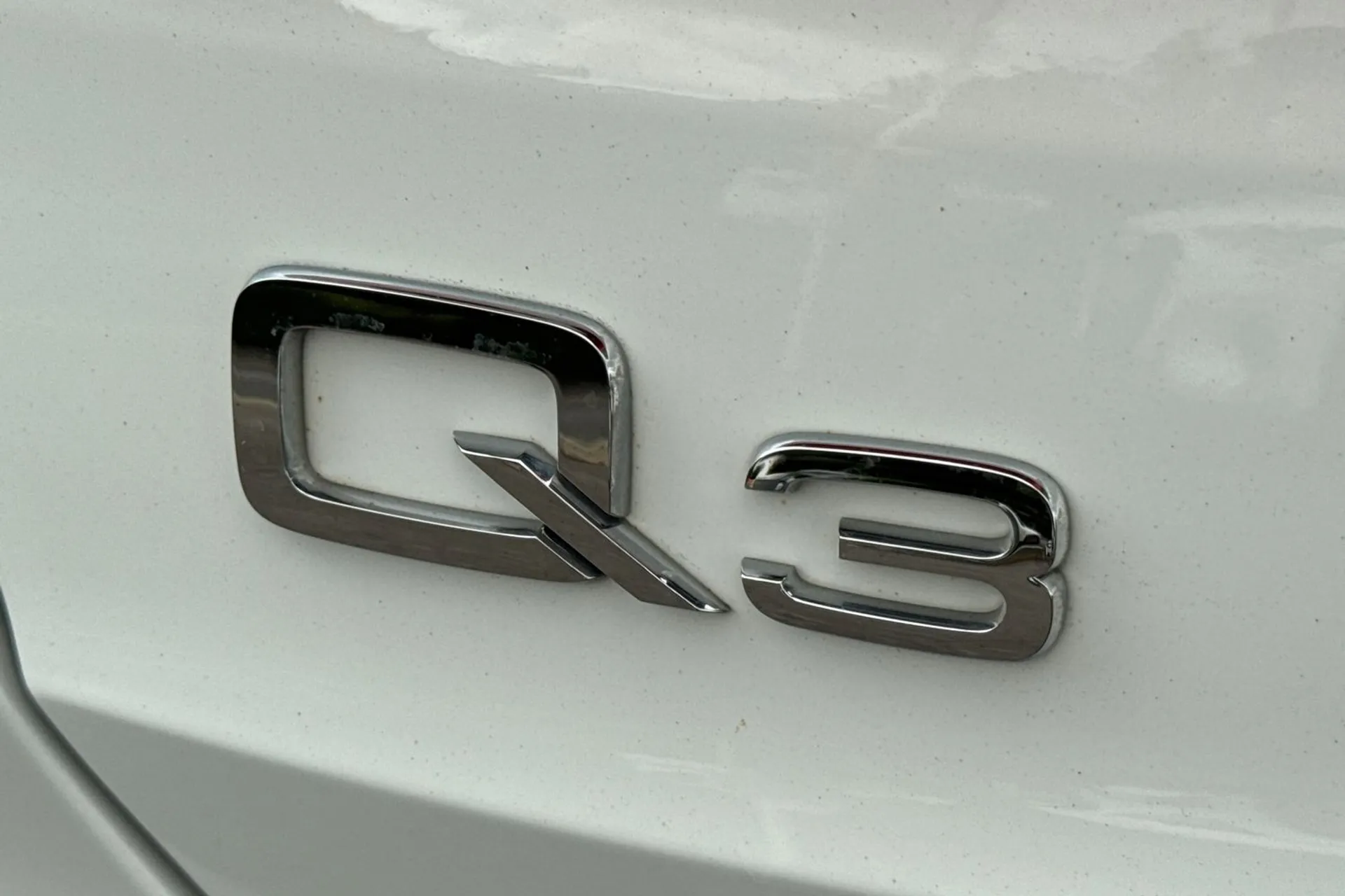 Audi Q3 thumbnail image number 48