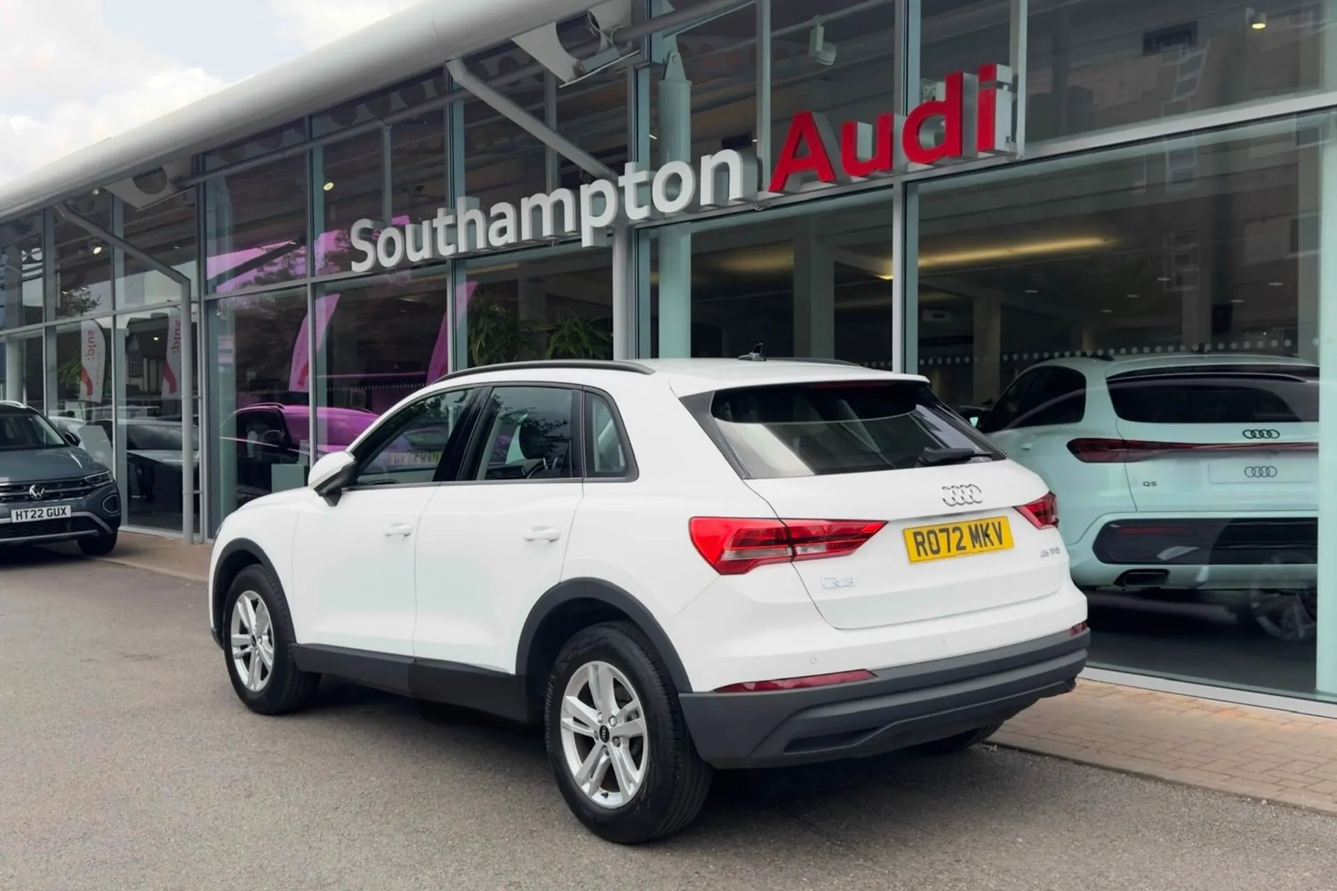Audi Q3 thumbnail image number 7