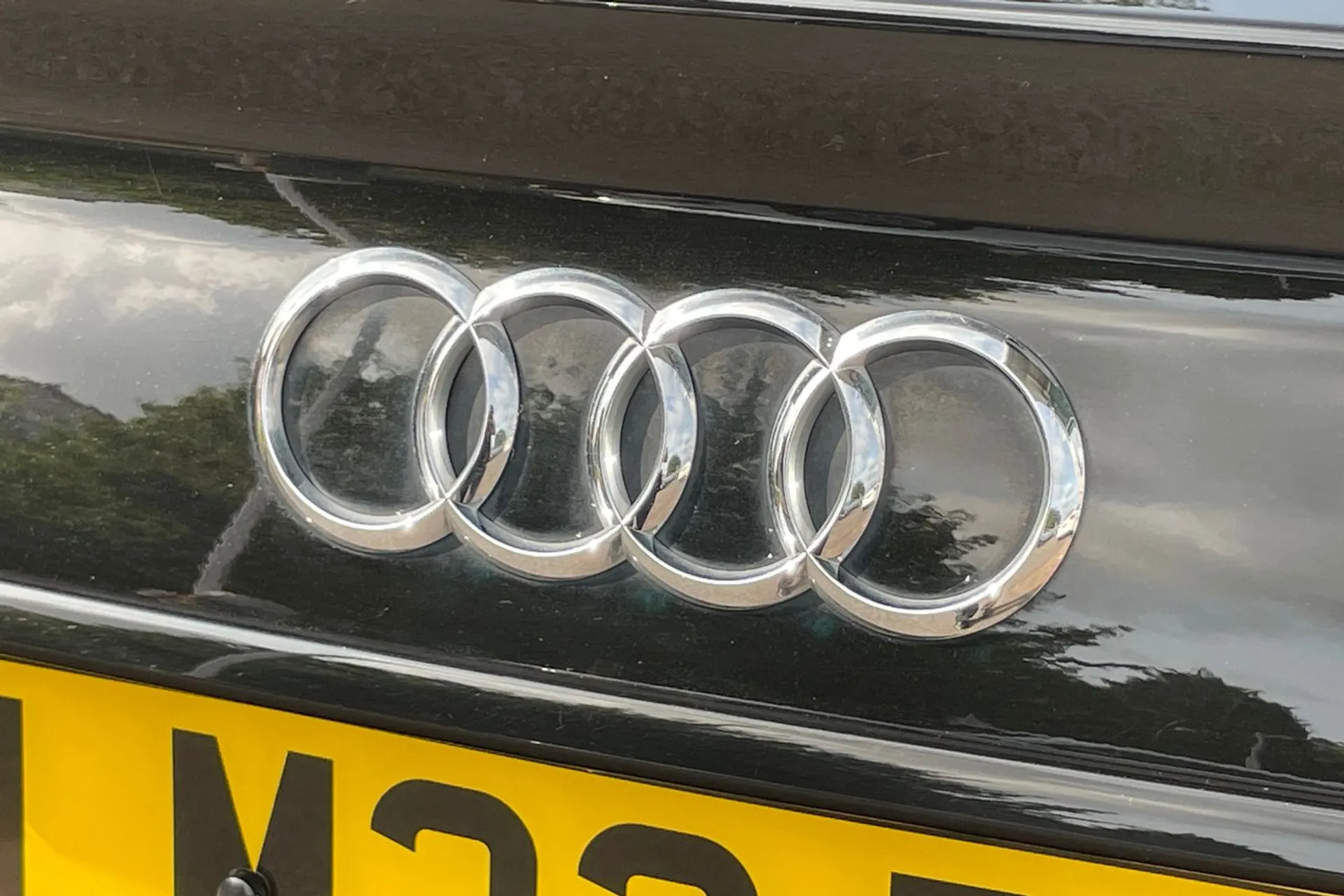 Audi A4 thumbnail image number 49