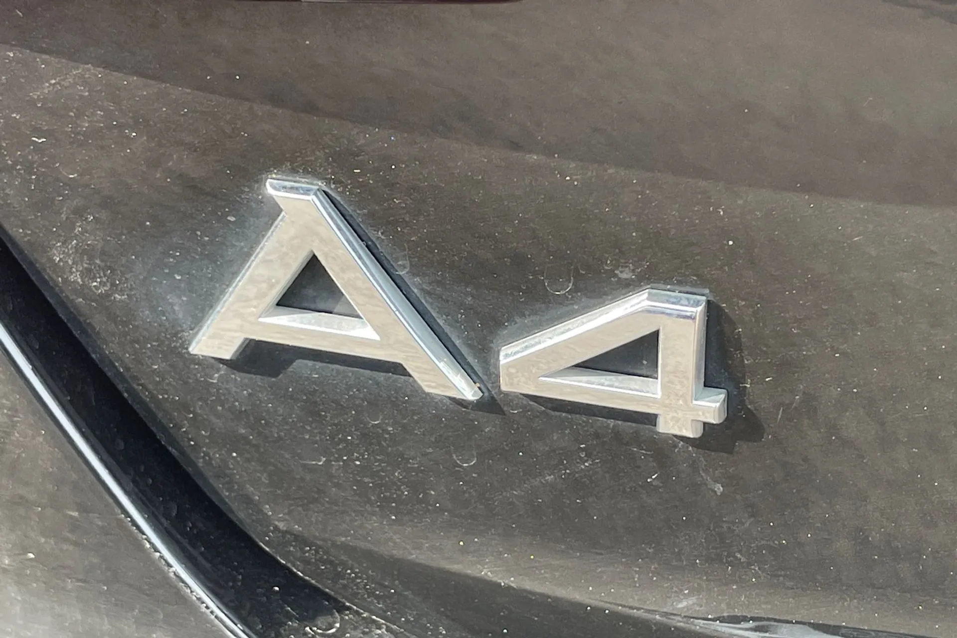 Audi A4 thumbnail image number 48