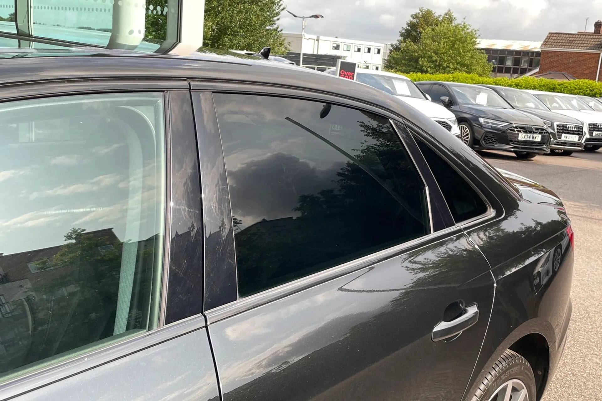 Audi A4 thumbnail image number 12