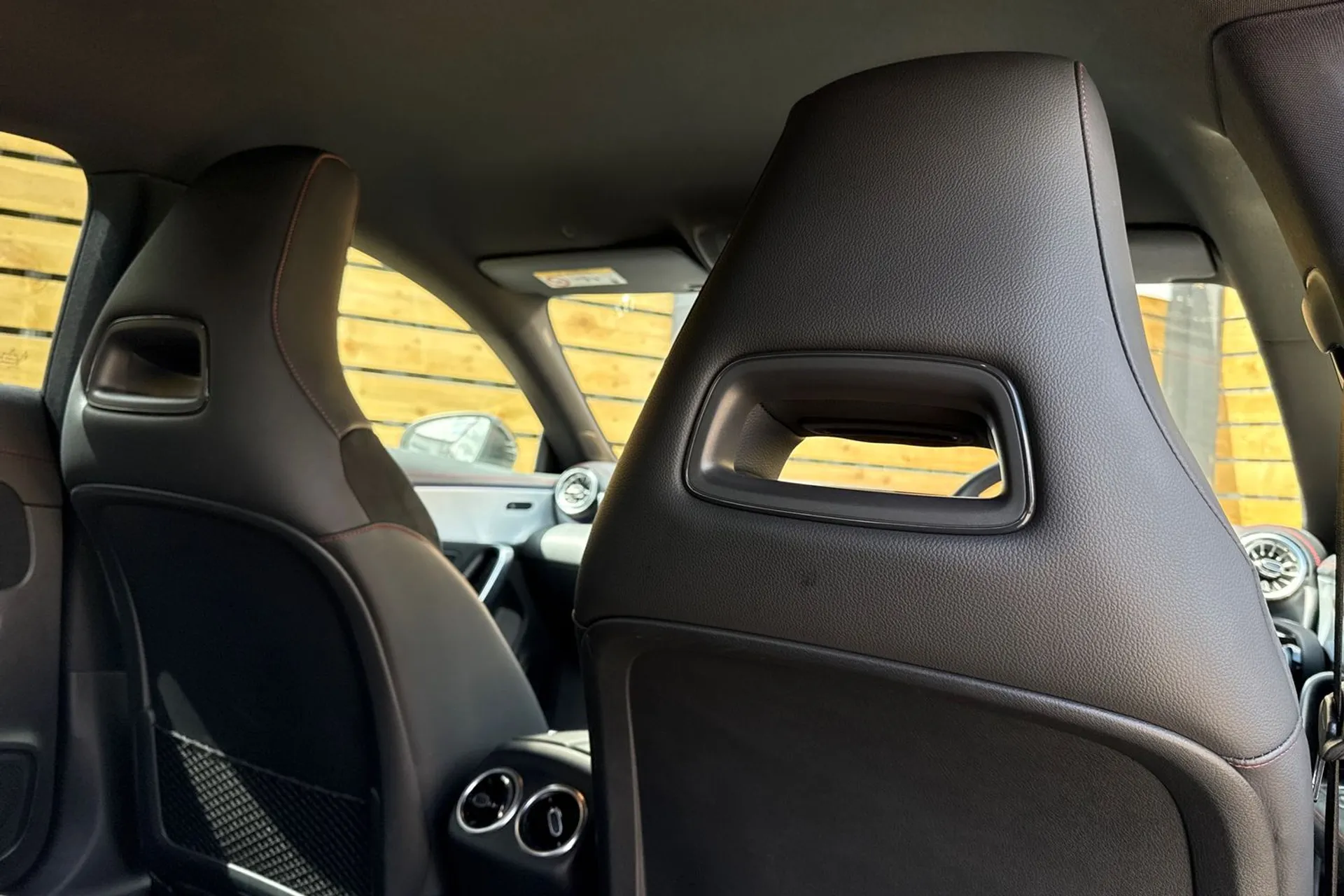 MERCEDES-BENZ CLA thumbnail image number 25