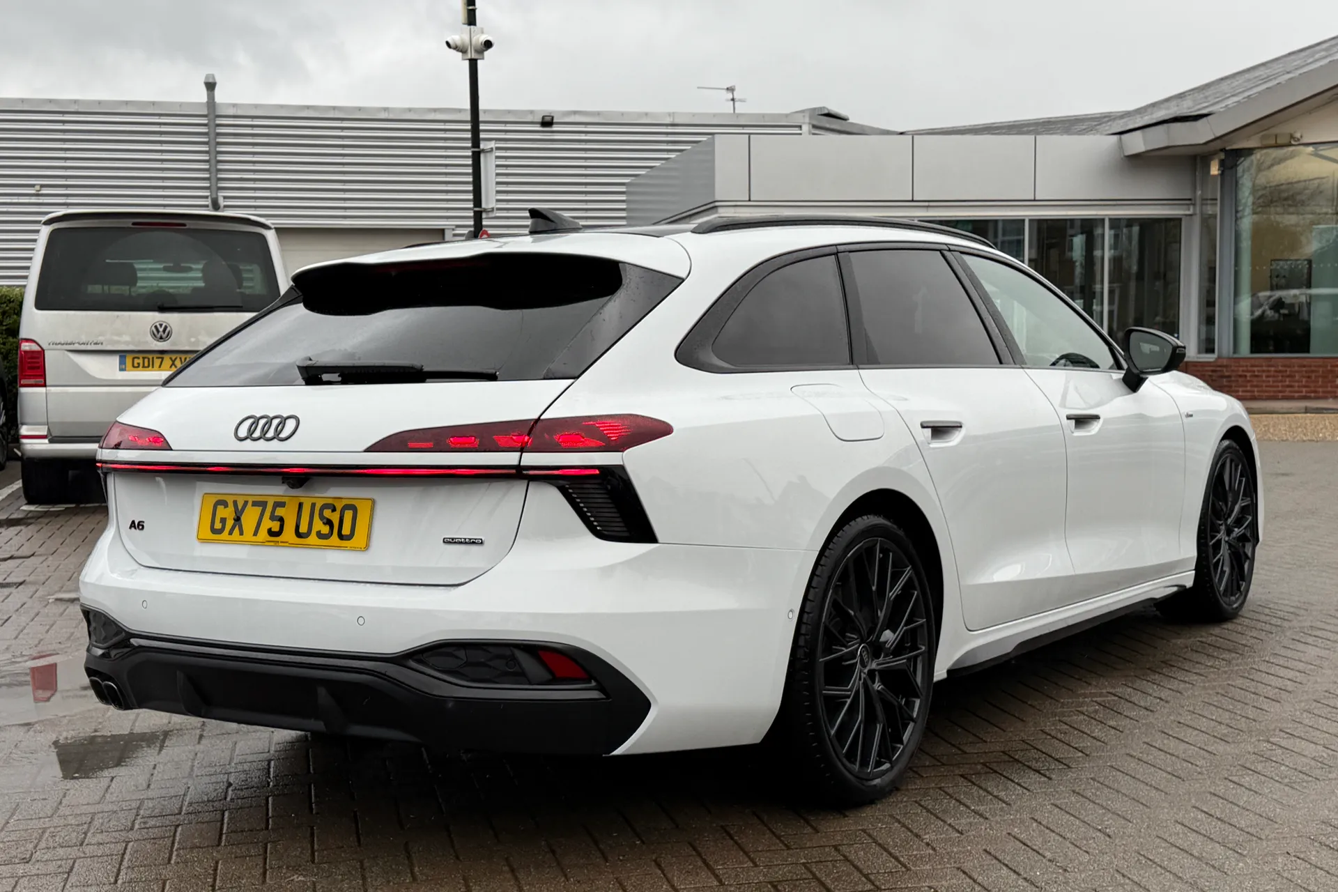 Audi A6 thumbnail image number 37