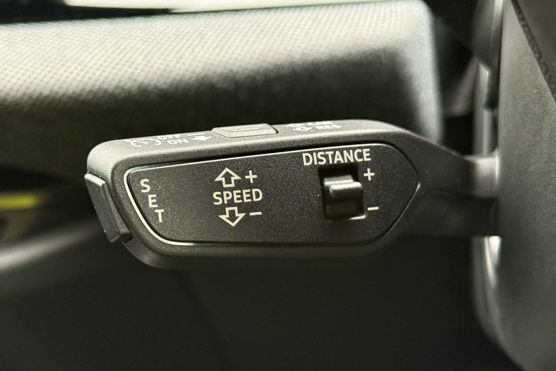 Audi A6 thumbnail image number 20