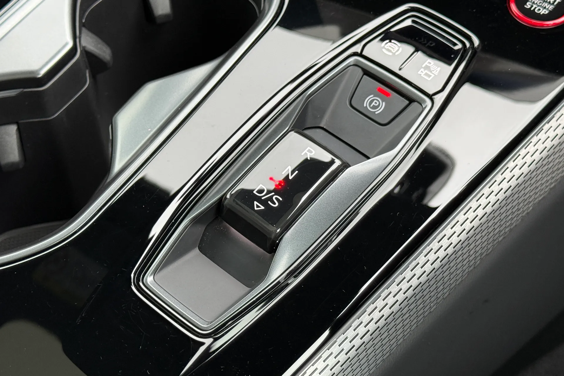 Audi A6 thumbnail image number 47